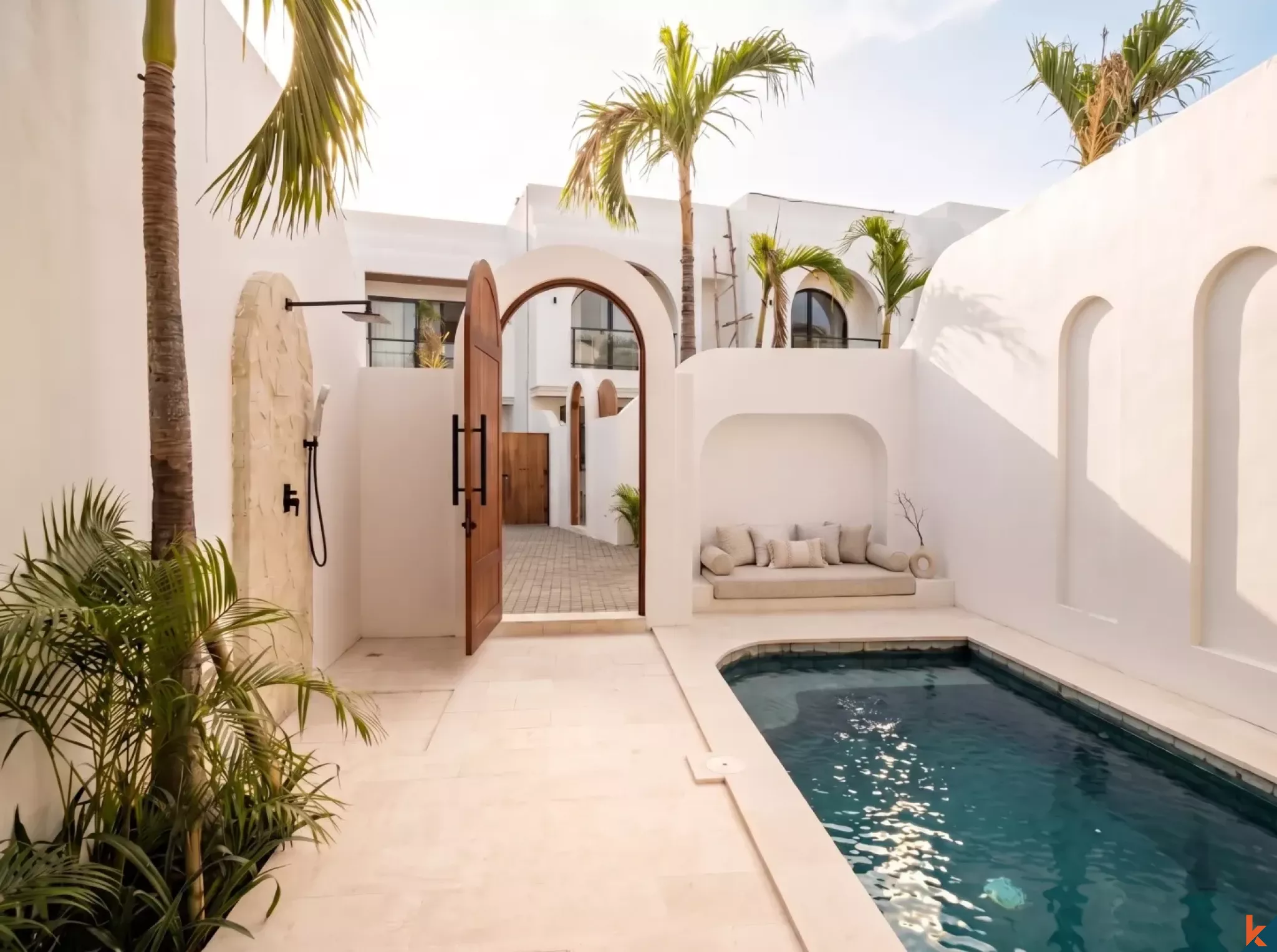 Villa tropicale moderne de deux chambres à louer à Tumbak Bayuh