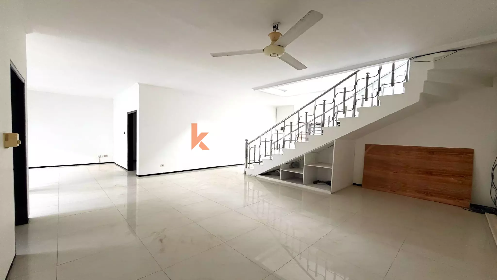 Ideal for Sublease in Strategic Seminyak Location Four-Bedrooms Unfurnished House (Minimum 2 Years Rent)