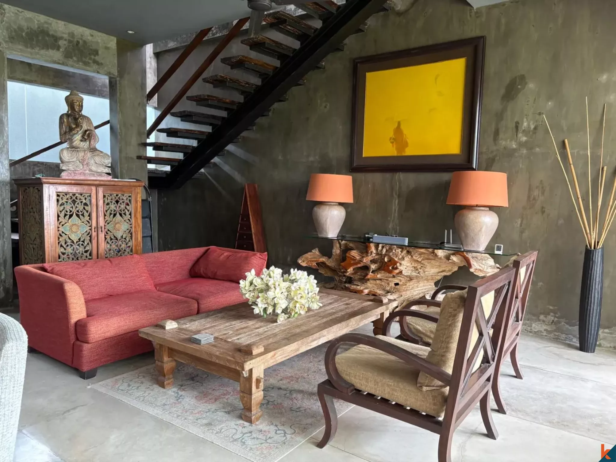 Maison de quatre chambres en bail emphytéotique avec vue imprenable sur l'océan à Ungasan