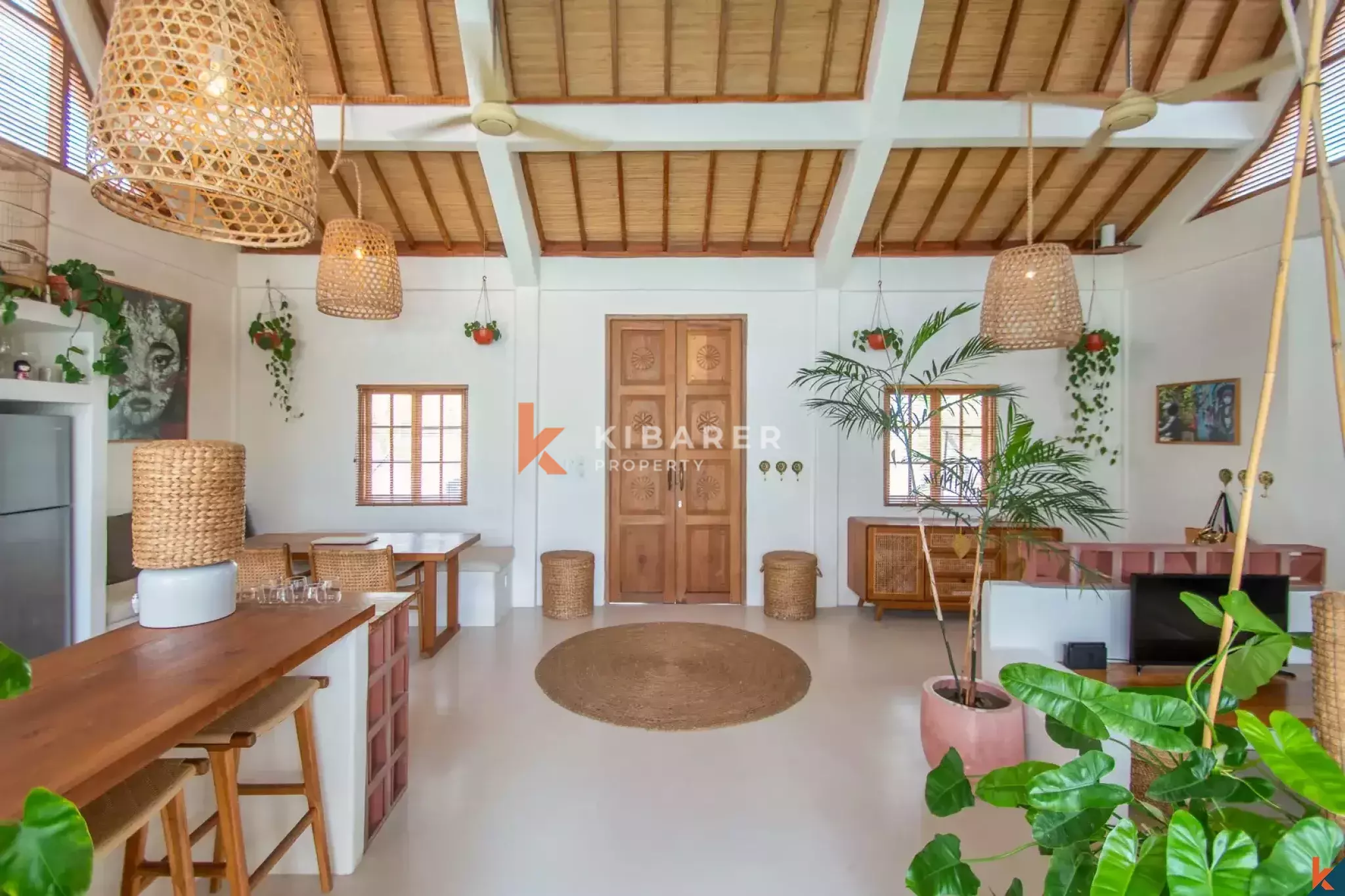 Mesmerizing Tropical Two Bedroom Leasehold Villa in Central Umalas