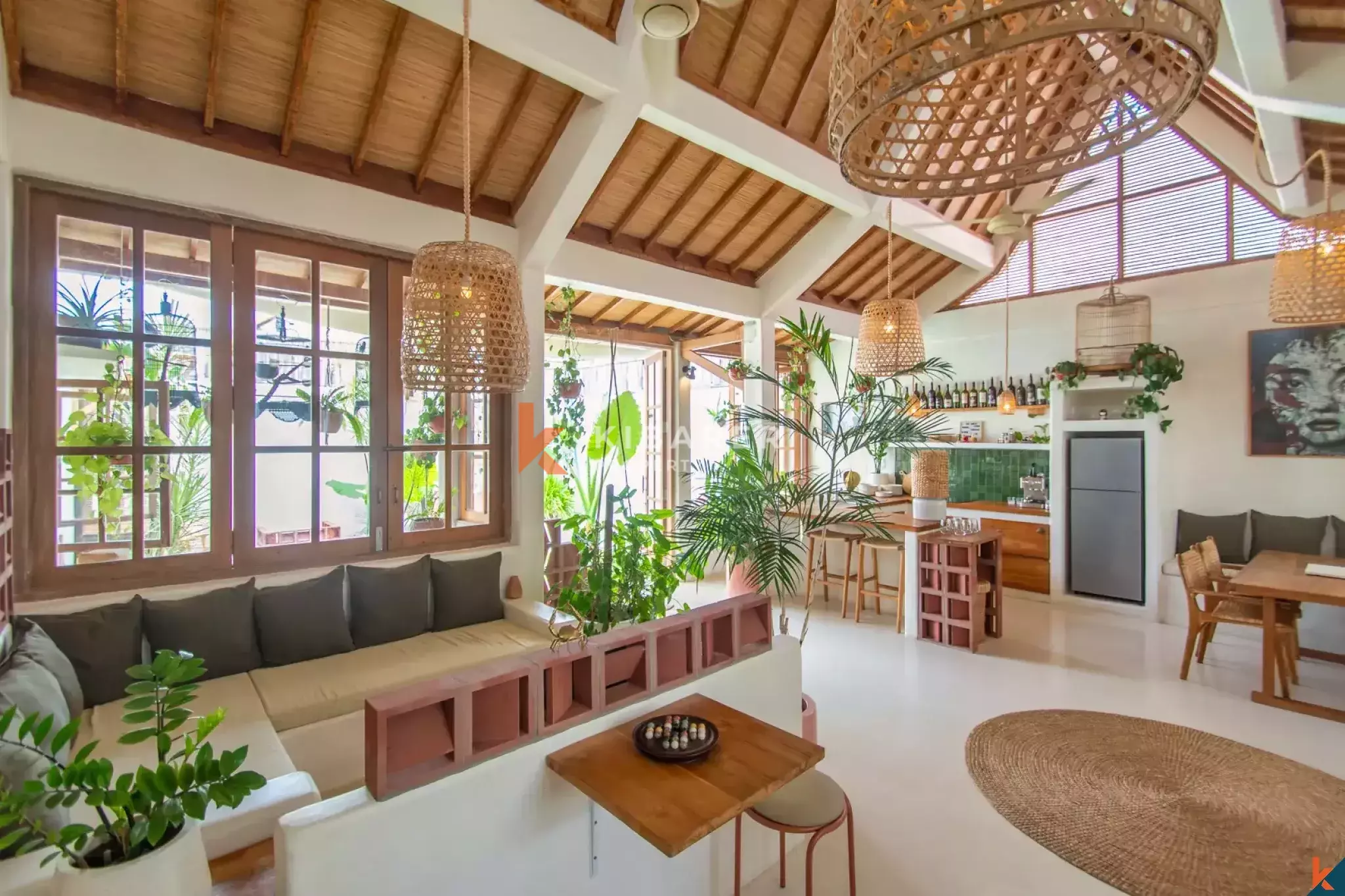 Mesmerizing Tropical Two Bedroom Leasehold Villa in Central Umalas