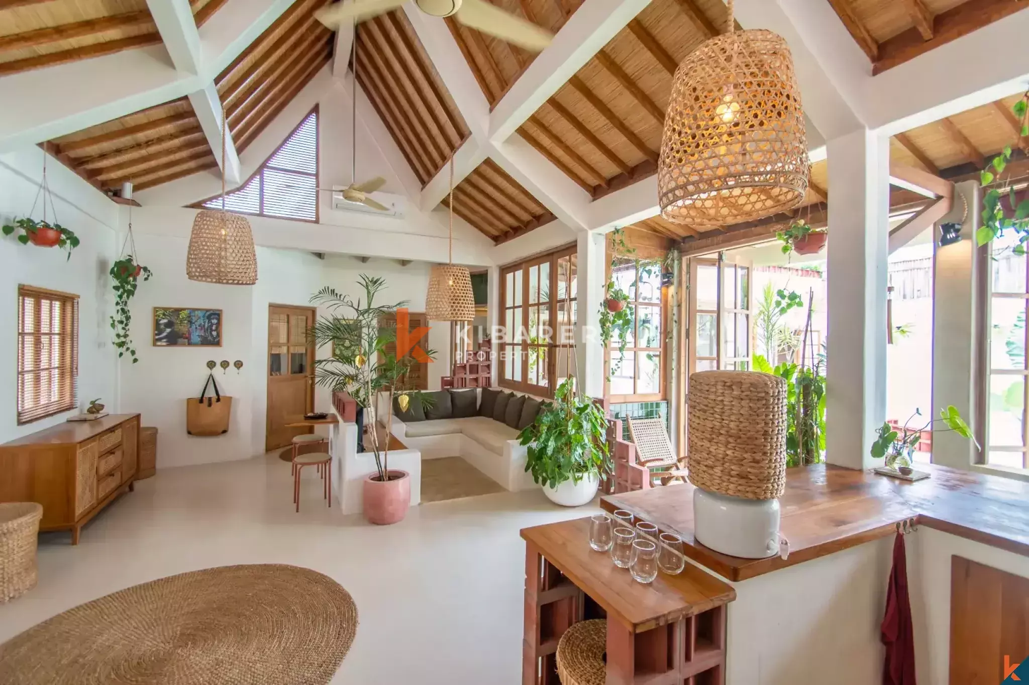 Mesmerizing Tropical Two Bedroom Leasehold Villa in Central Umalas
