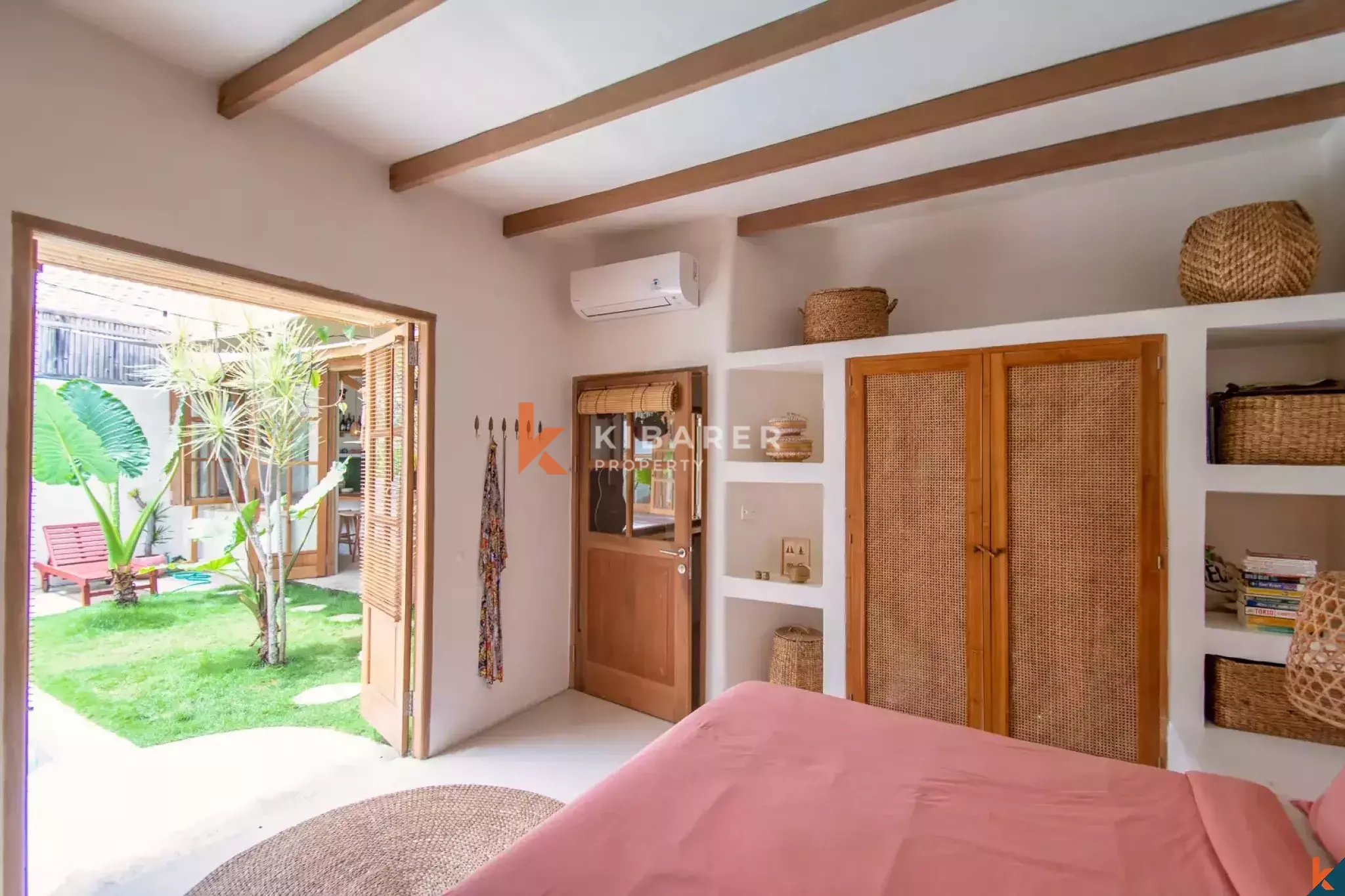 Mesmerizing Tropical Two Bedroom Leasehold Villa in Central Umalas