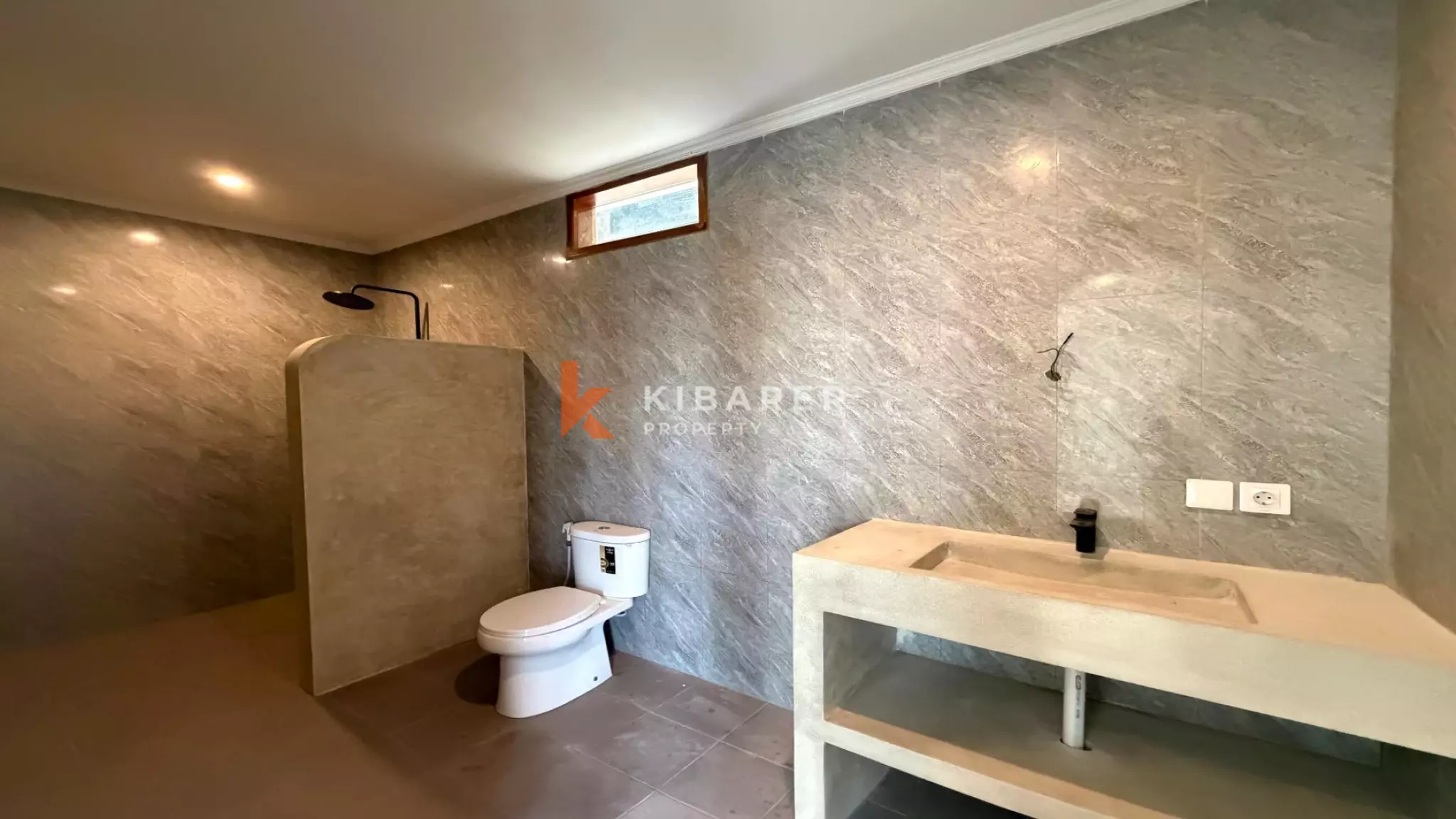 Modern Unfurnished Three-Bedrooms Villa in Prime Canggu Complex