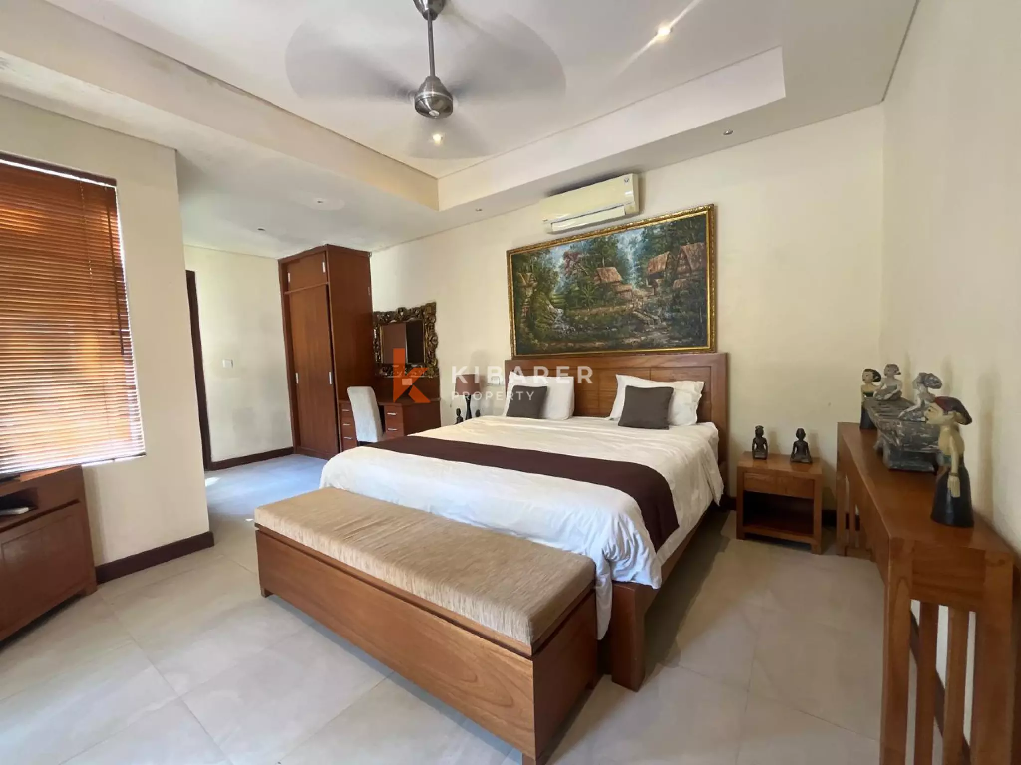 Hidden Paradise Living Three Bedroom Villa in Center Seminyak