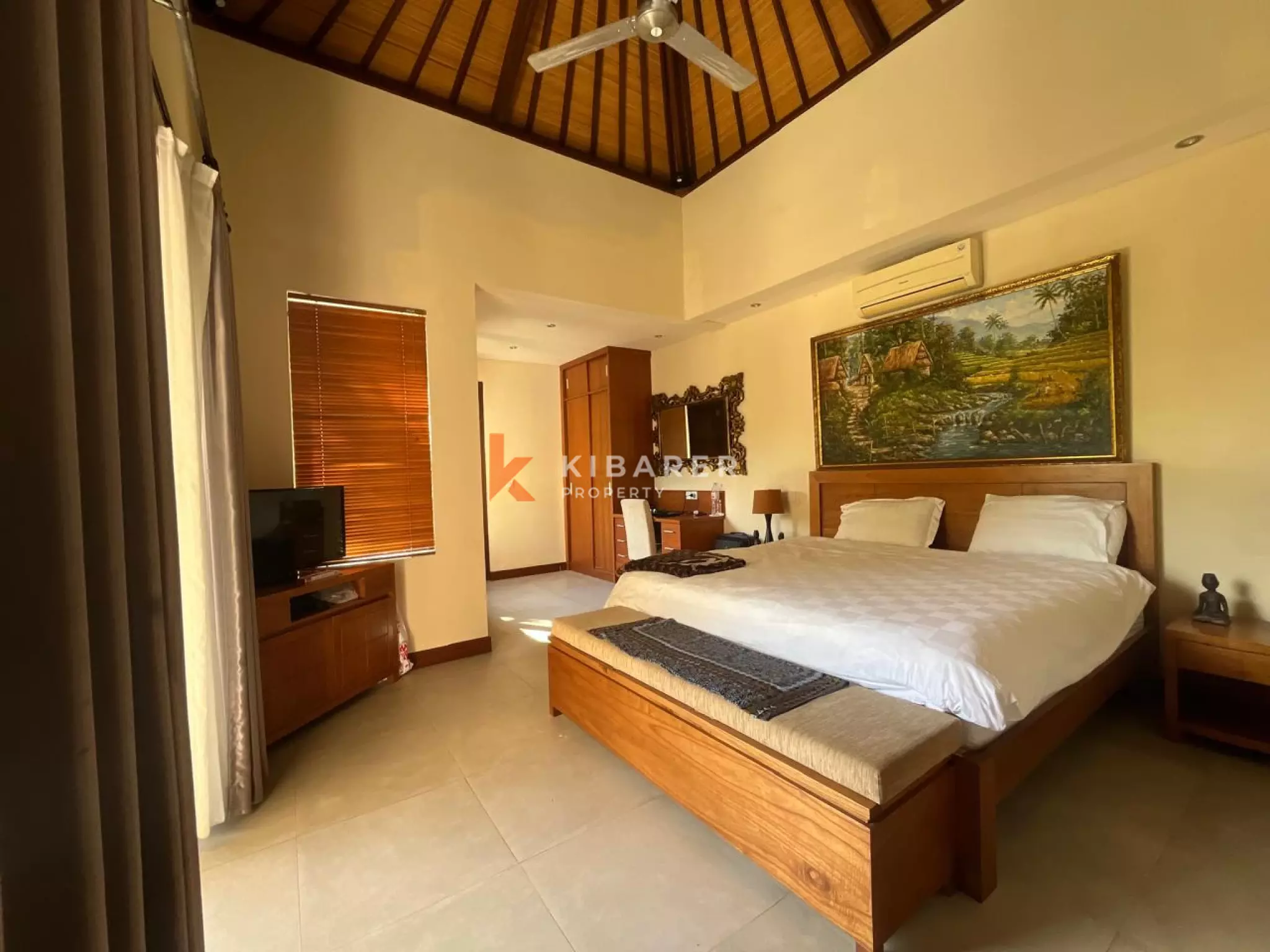 Hidden Paradise Living Three Bedroom Villa in Center Seminyak