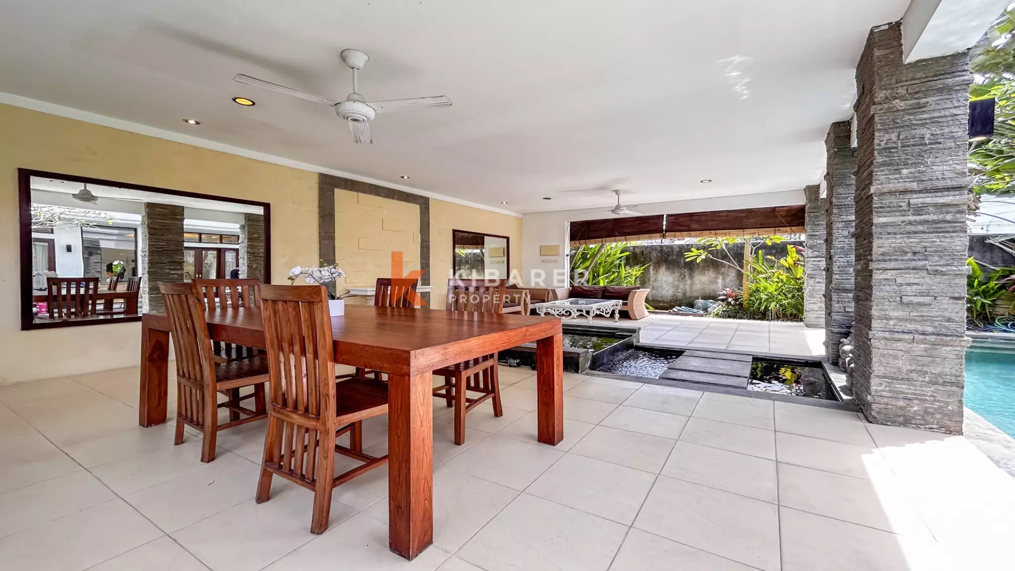 Villa Nyaman dengan Tiga Kamar Tidur di Lokasi Strategis Berawa, Canggu