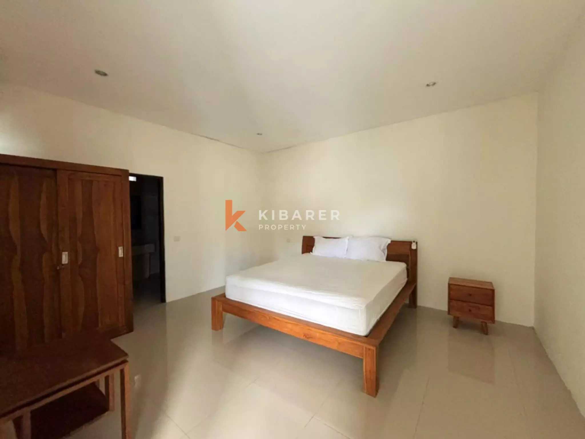 Villa Dua Kamar Tidur dengan Kolam Renang Pribadi di Lokasi Strategis Seminyak