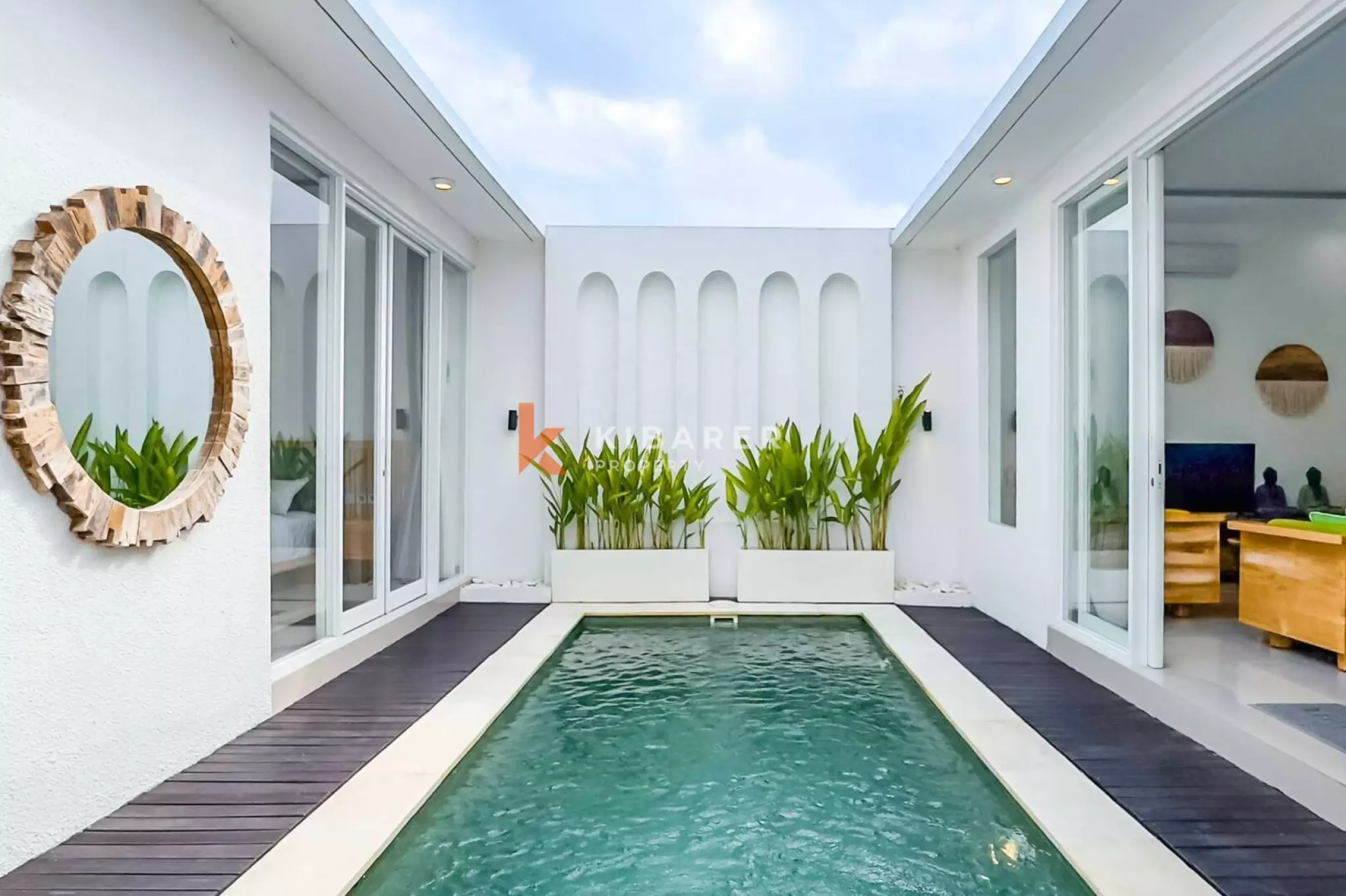 Villa Dua Kamar Tidur Terjangkau dan Strategis di Area Seminyak yang Populer
