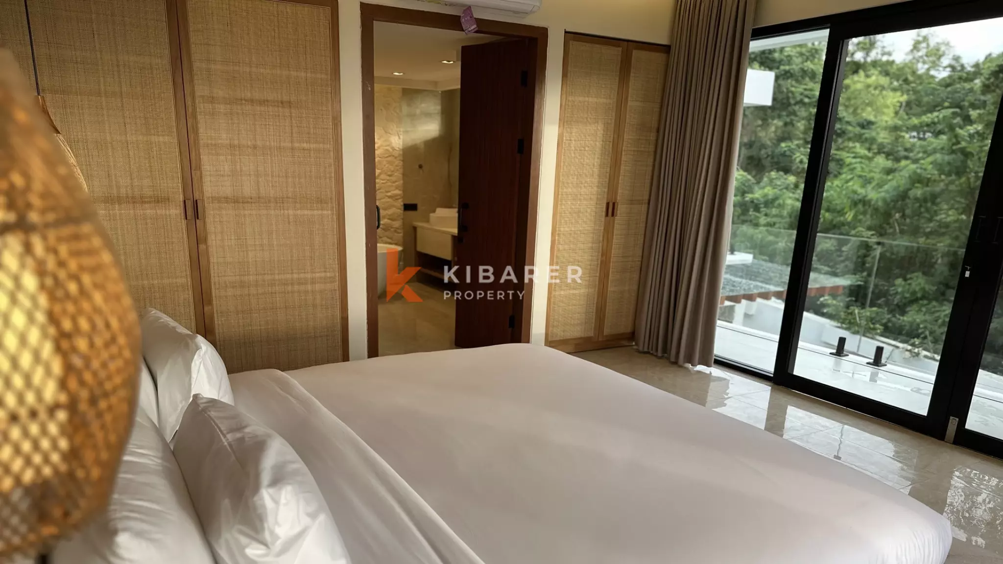 Villa Dua Kamar Tidur Bergaya di Lokasi Utama Uluwatu