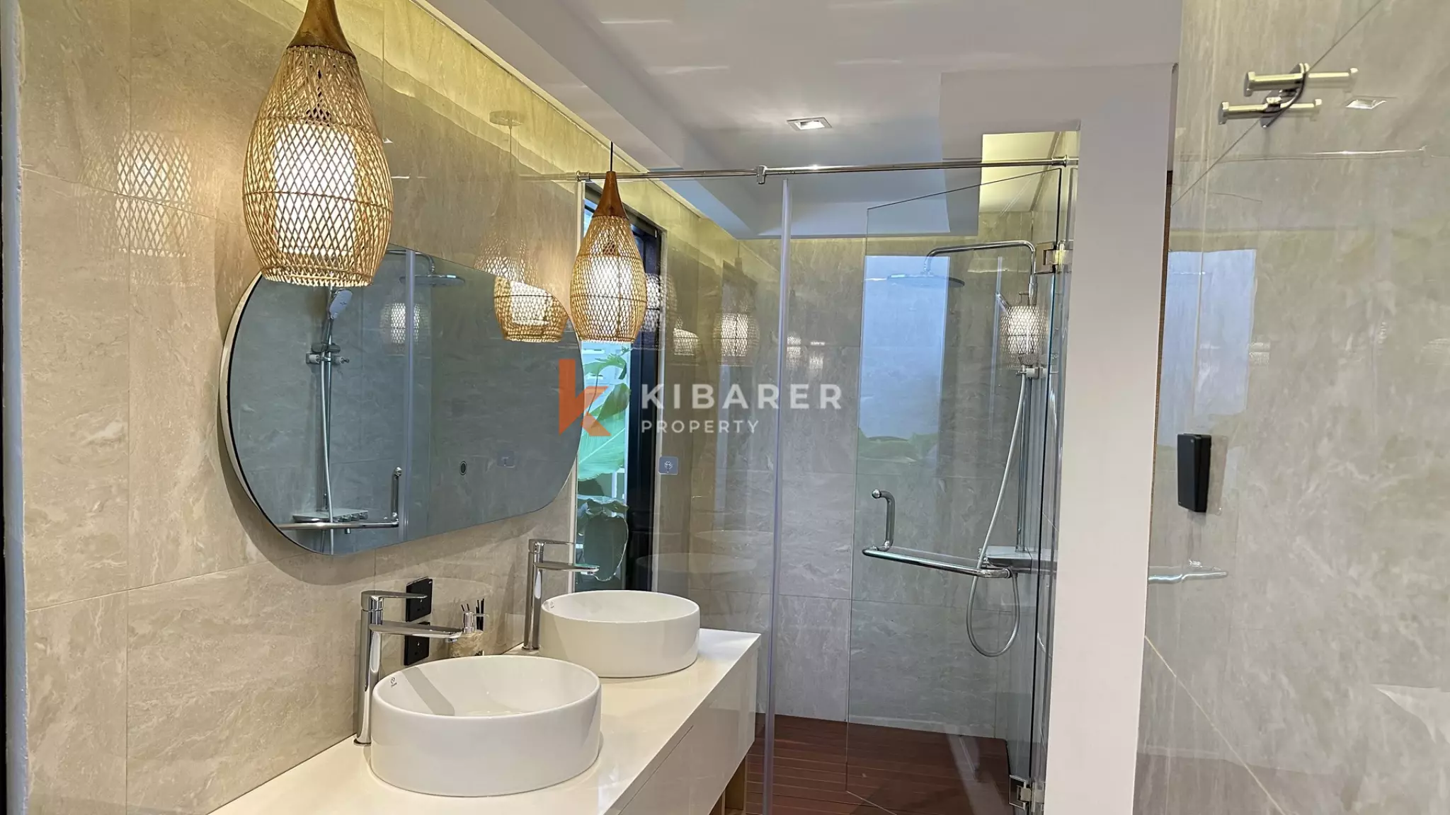 Villa Dua Kamar Tidur Bergaya di Lokasi Utama Uluwatu