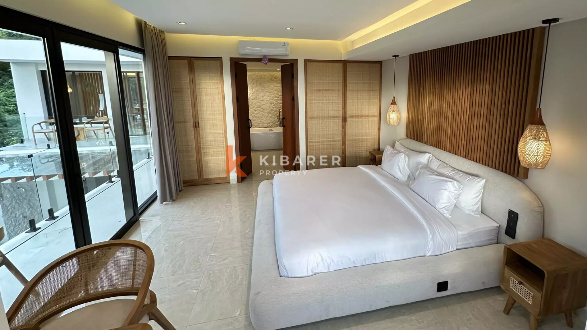 Villa Dua Kamar Tidur Bergaya di Lokasi Utama Uluwatu