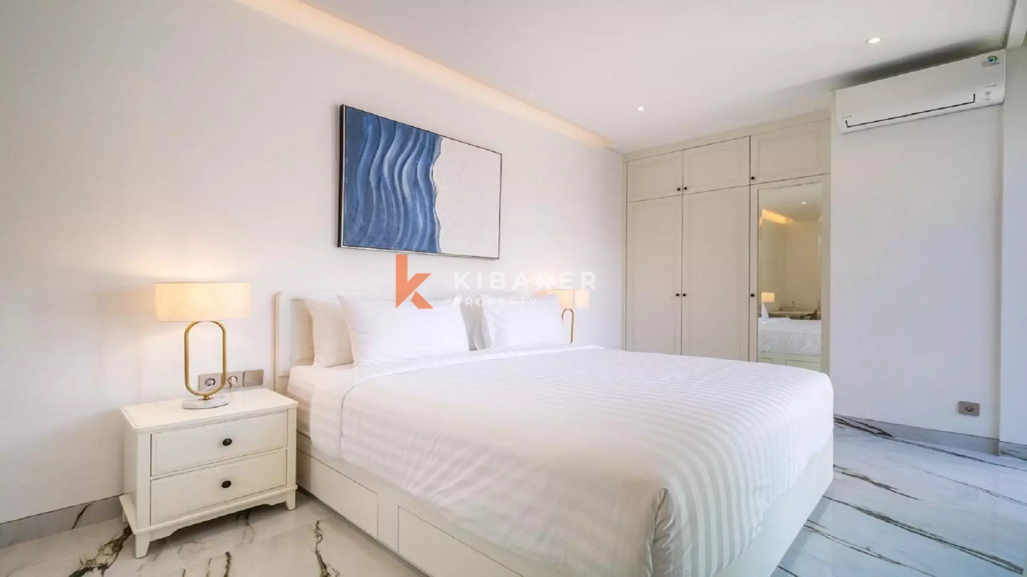Vila Mewah Dua Kamar Tidur dengan Sentuhan Premium di Lokasi Strategis Kerobokan