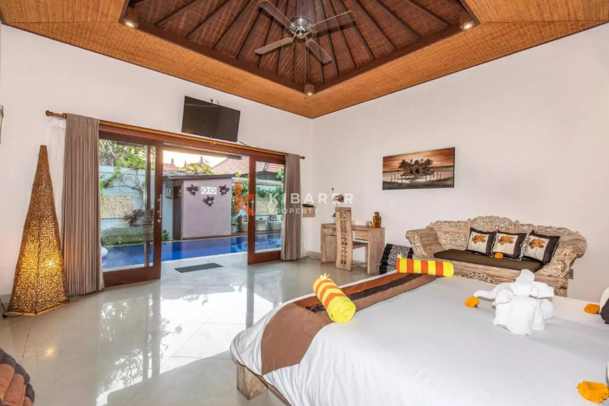 Beachside One Bedroom Wooden Villa in Bechside Sanur