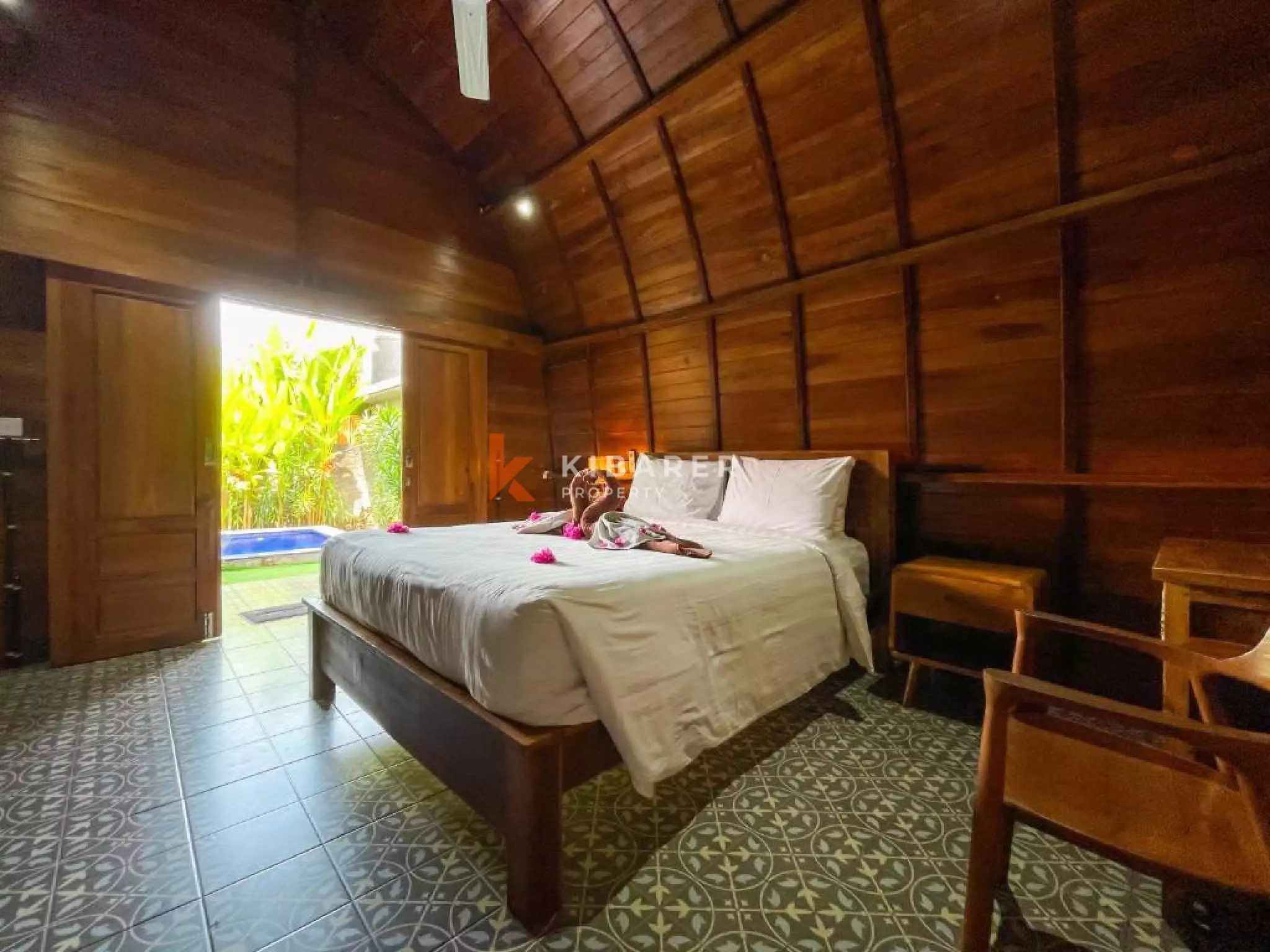 Beachside One Bedroom Wooden Villa in Bechside Sanur