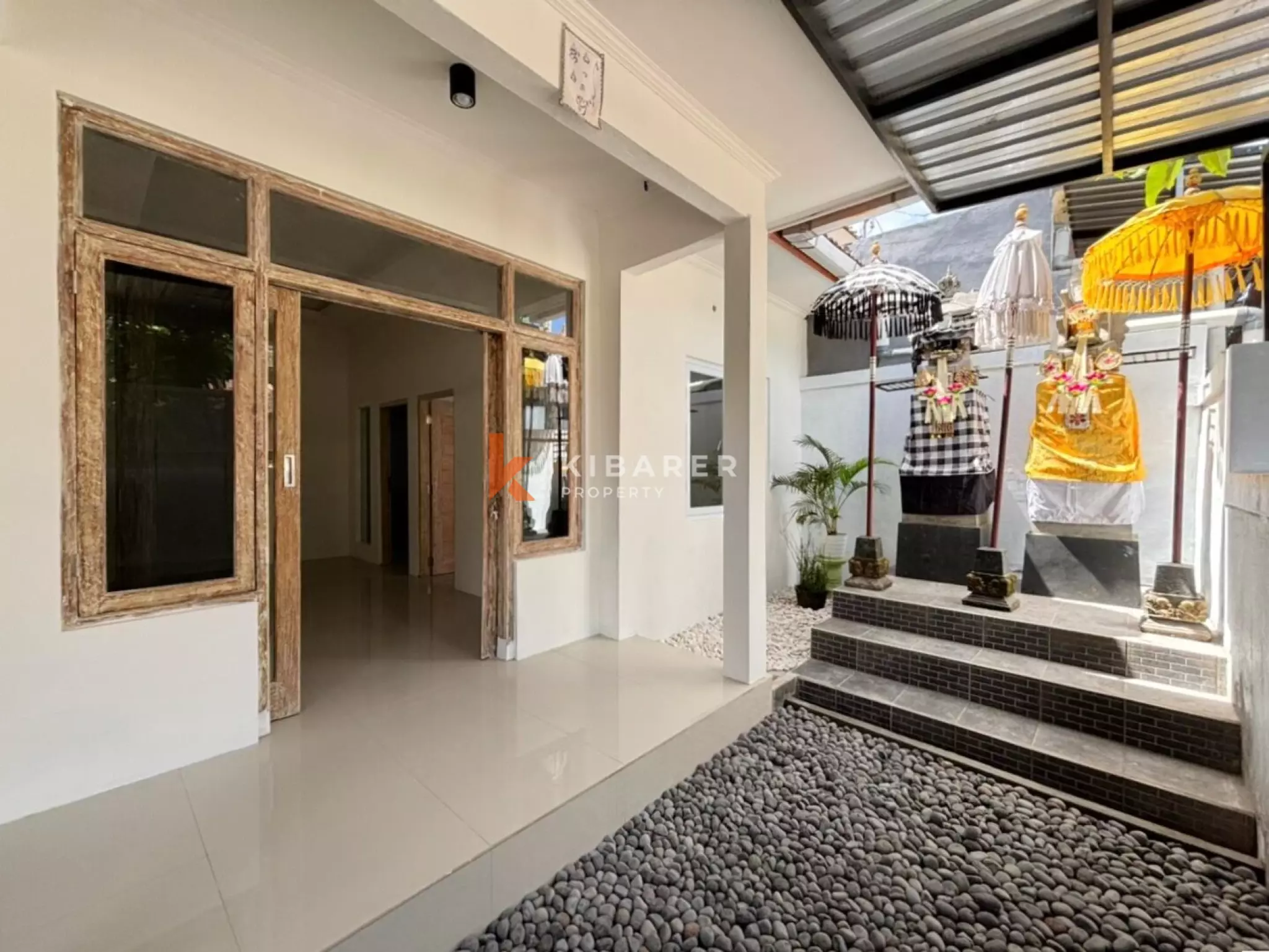 Rumah Tiga Kamar Tidur Ramah Anggaran di Lokasi Buduk yang Sedang Berkembang
