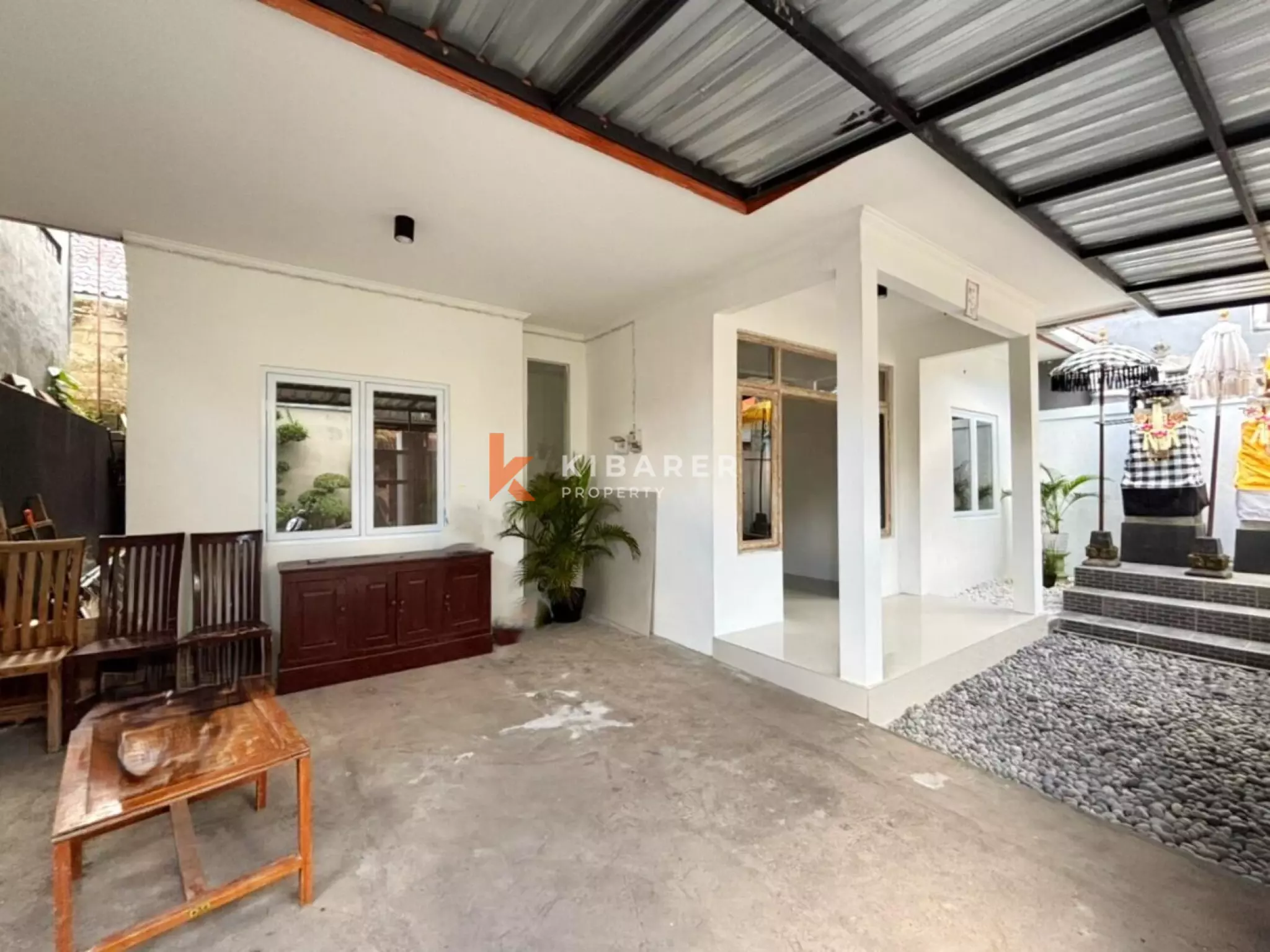 Rumah Tiga Kamar Tidur Ramah Anggaran di Lokasi Buduk yang Sedang Berkembang