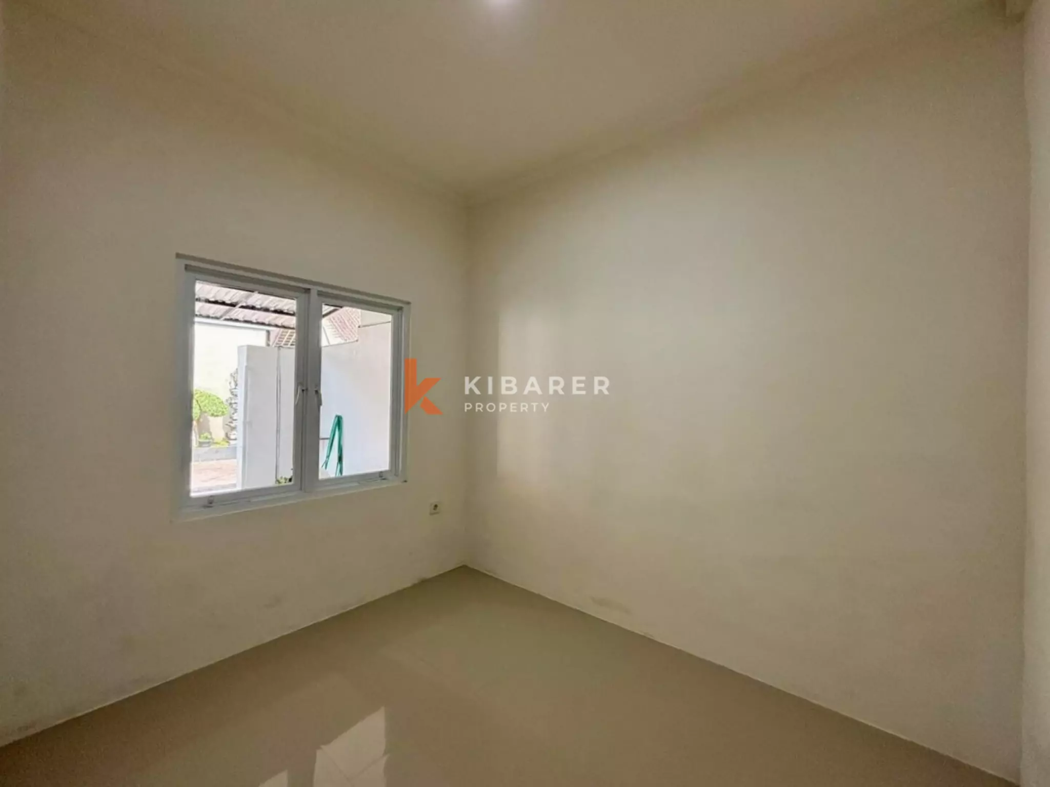 Rumah Tiga Kamar Tidur Ramah Anggaran di Lokasi Buduk yang Sedang Berkembang