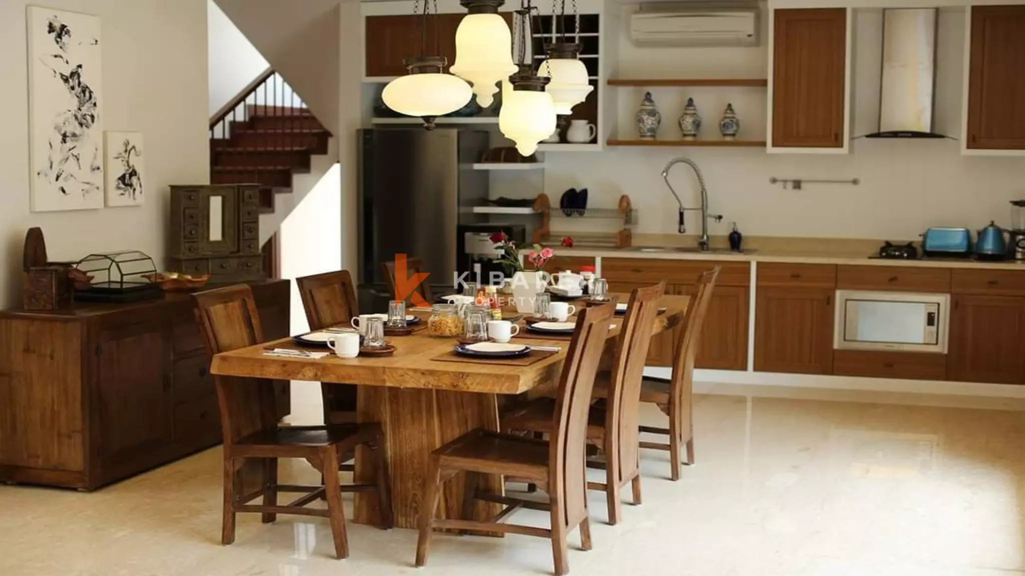 Cozy Three bedrooms Enclosed Living Villa di Mertanadi-Seminyak