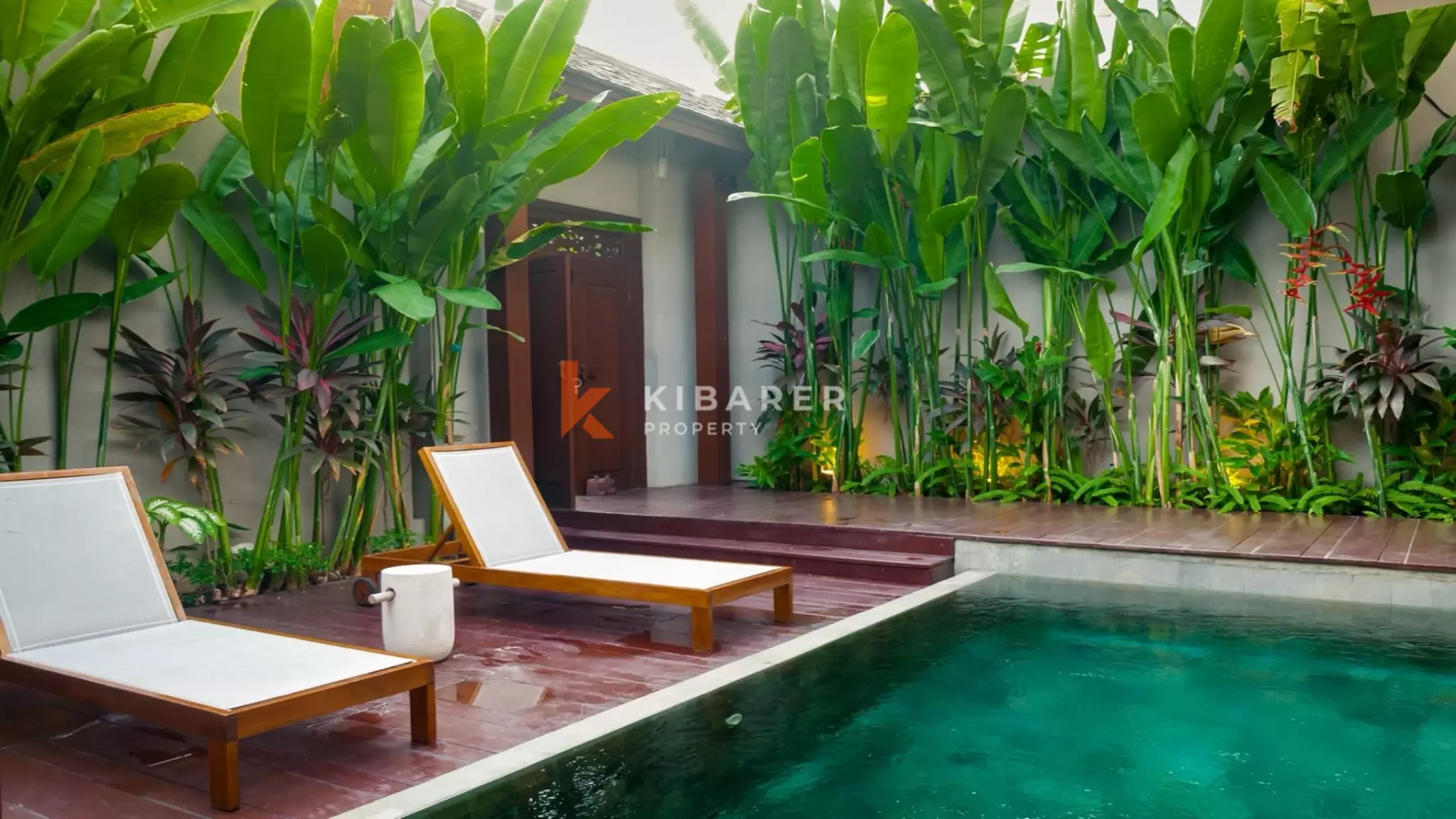 Cozy Three bedrooms Enclosed Living Villa di Mertanadi-Seminyak