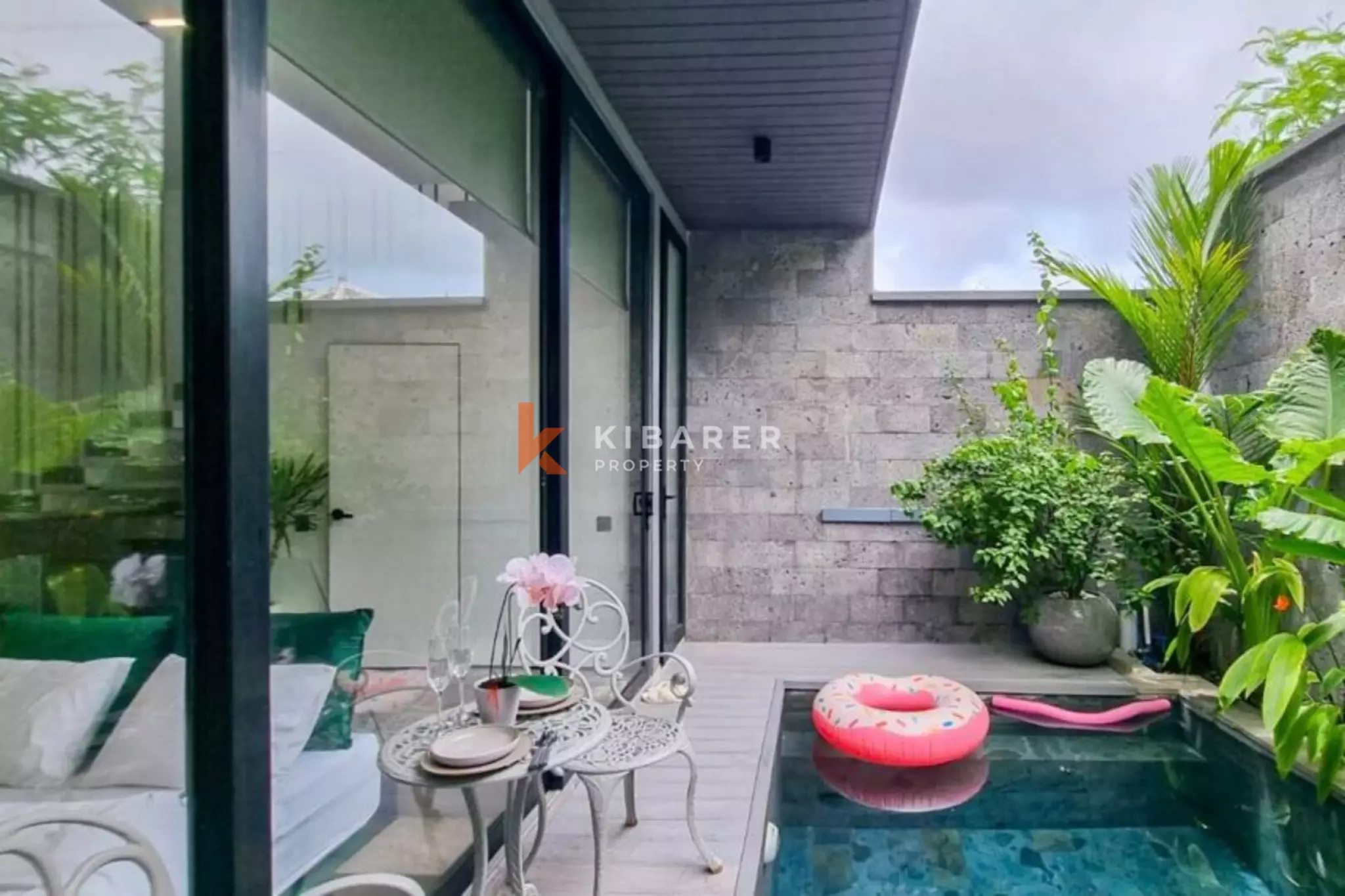 Villa Satu Kamar Tidur yang Dirancang dengan Cerdas untuk Kenyamanan Hidup di Umalas