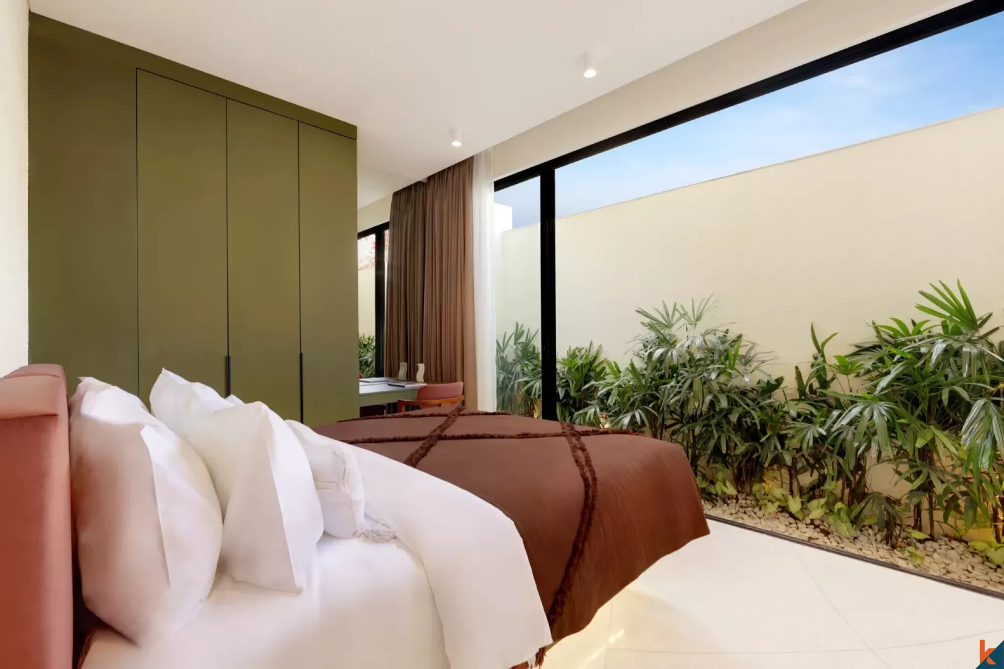 Modern two bedroom townhouse for lease in fashionable Berawa