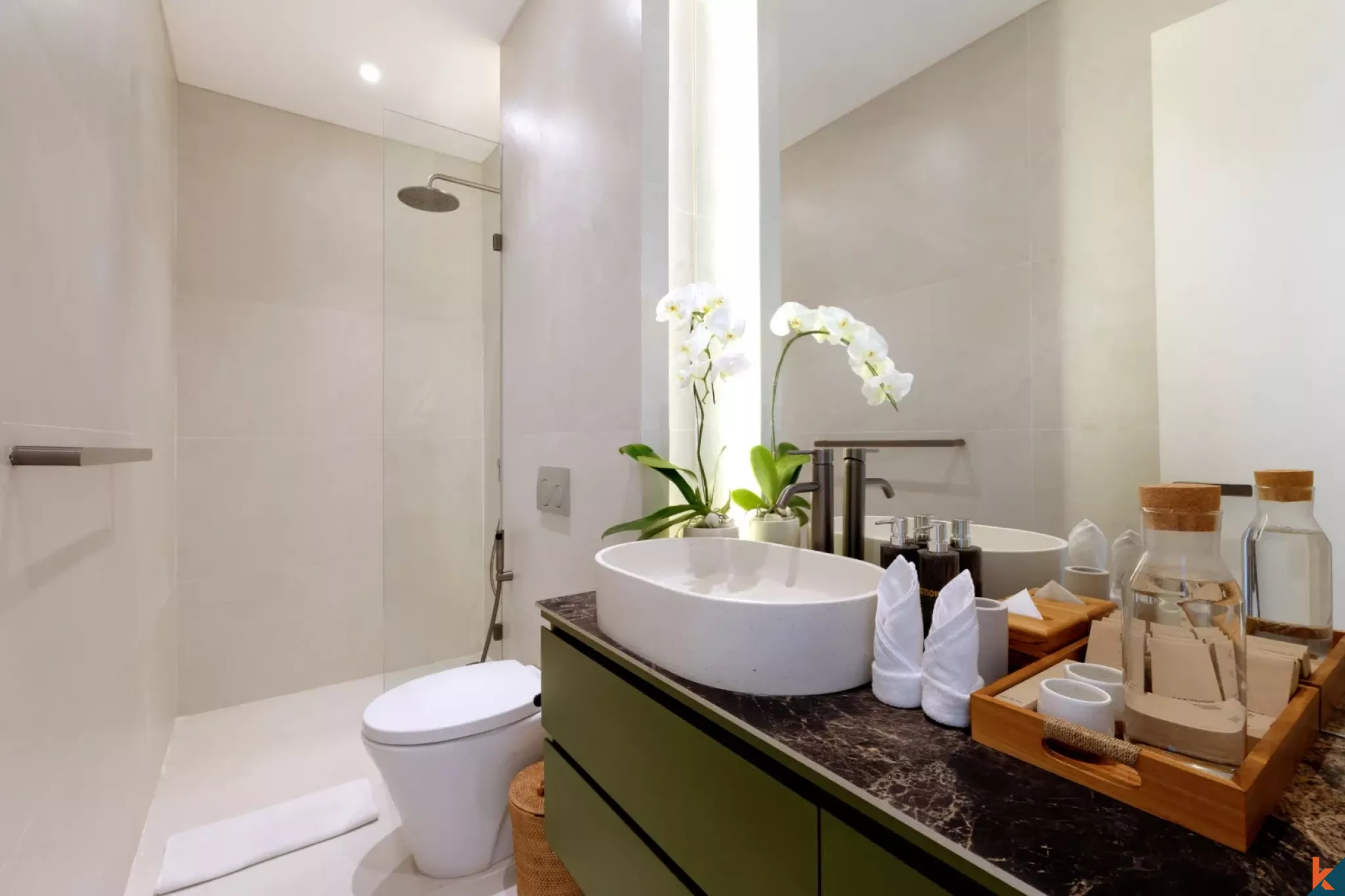 Modern two bedroom townhouse for lease in fashionable Berawa