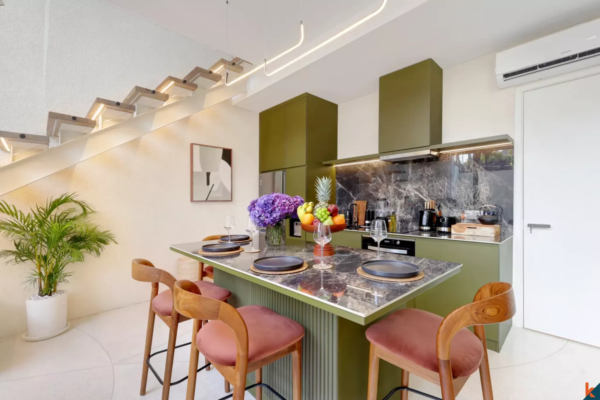 Modern two bedroom townhouse for lease in fashionable Berawa