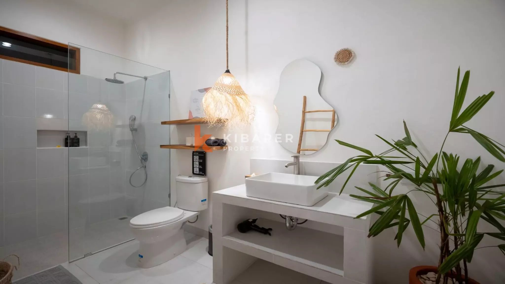 Stunning Two-Bedroom Luxury Oasis Villa in Umalas