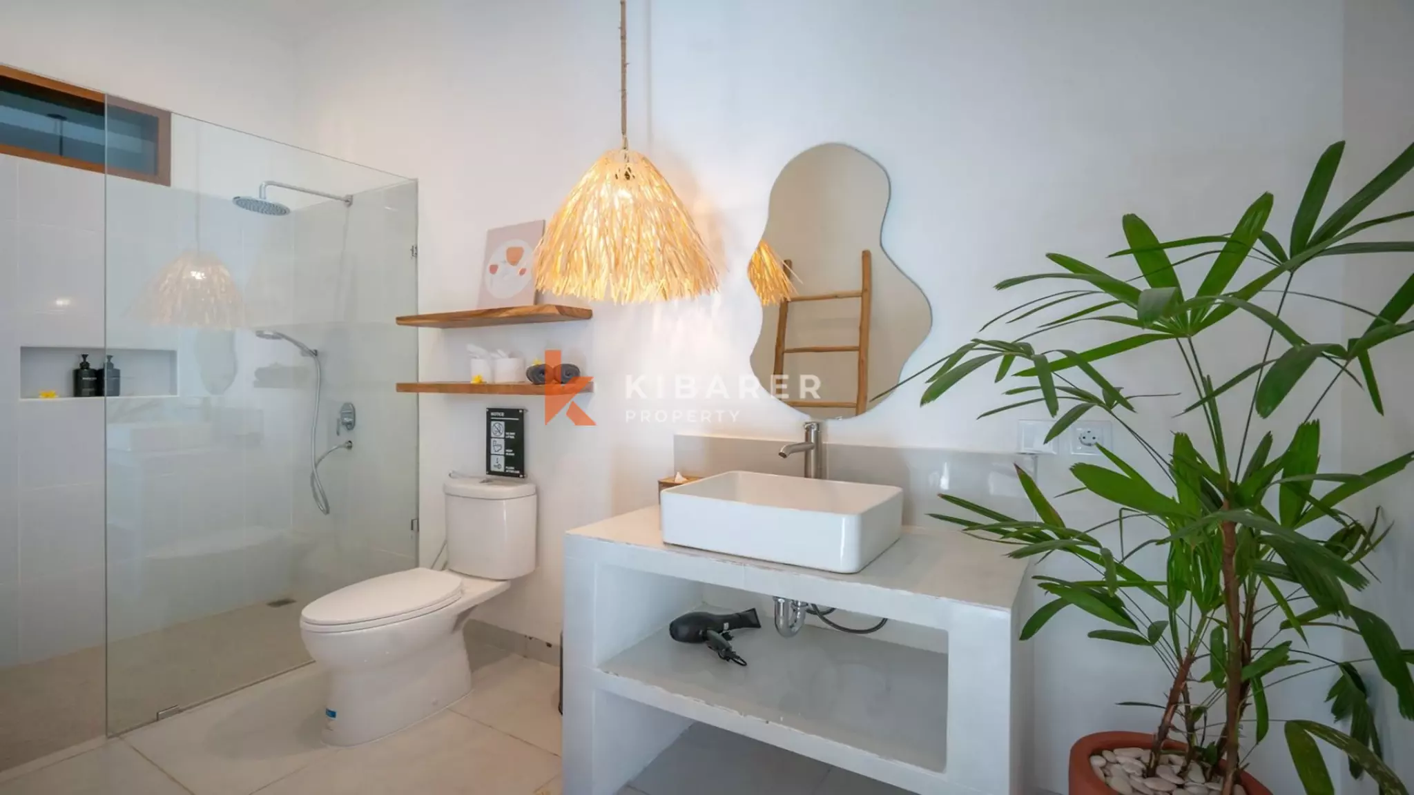 Stunning Two-Bedroom Luxury Oasis Villa in Umalas