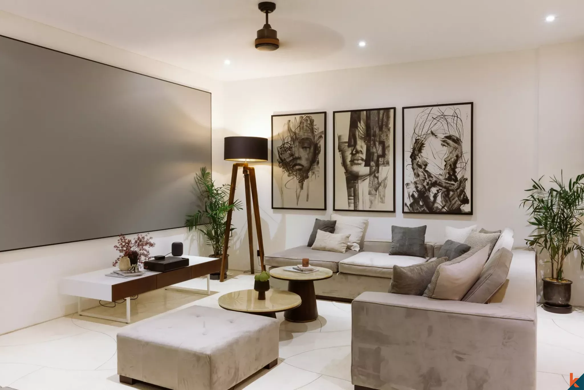 Villa Investasi Lima Kamar dengan Pemandangan Sungai di Pererenan