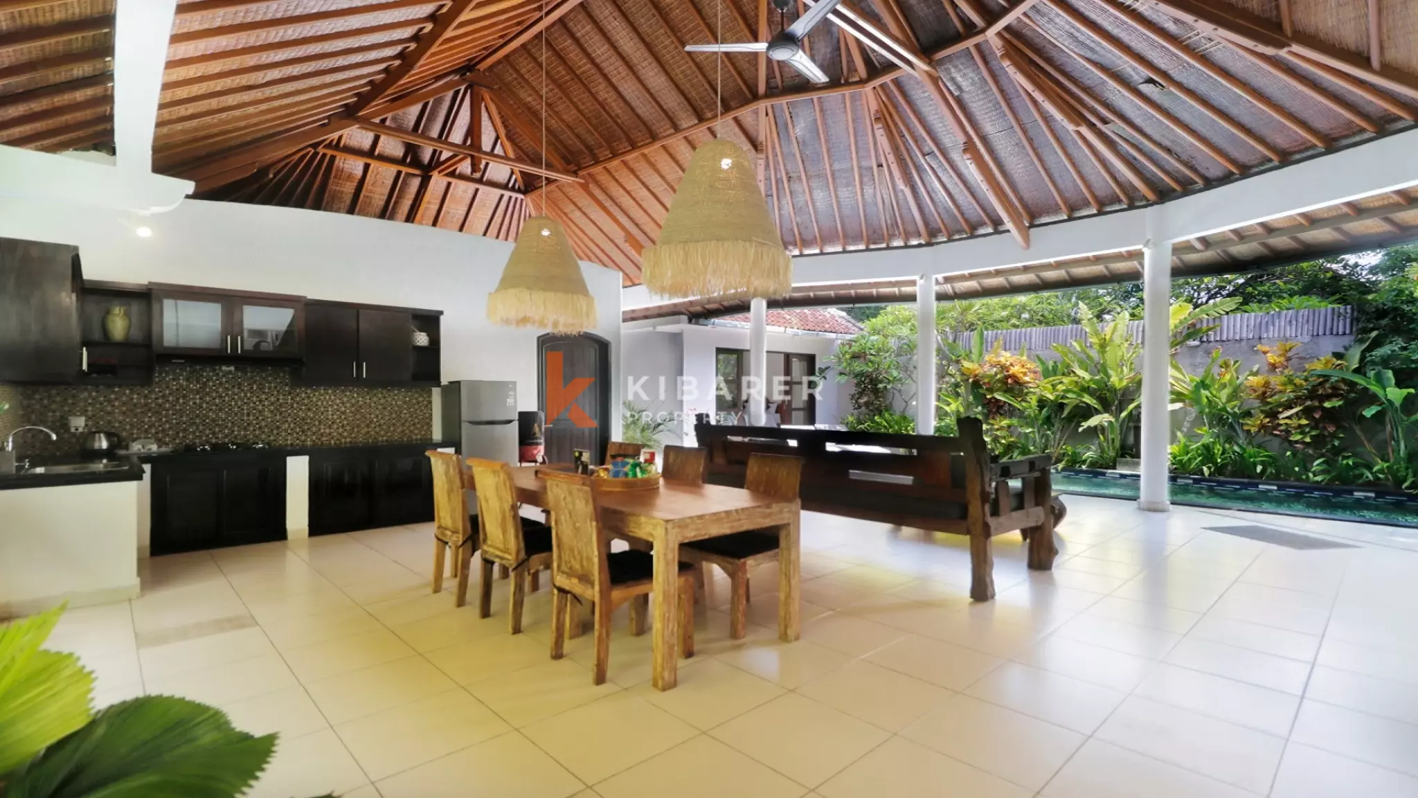 Sanctuary Tropical Three-Bedrooms open living villa in Seminyak