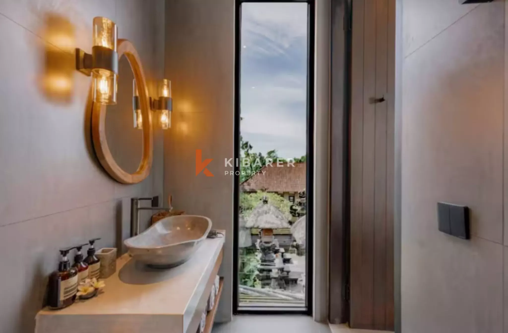 Stunning Modern Three Bedroom Villa with Sculptural Interiors in Umalas