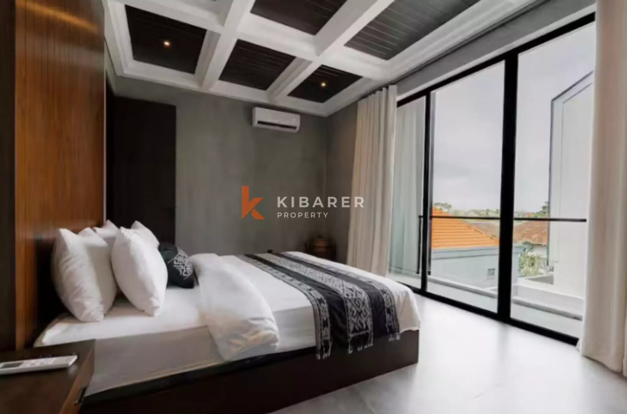 Stunning Modern Three Bedroom Villa with Sculptural Interiors in Umalas