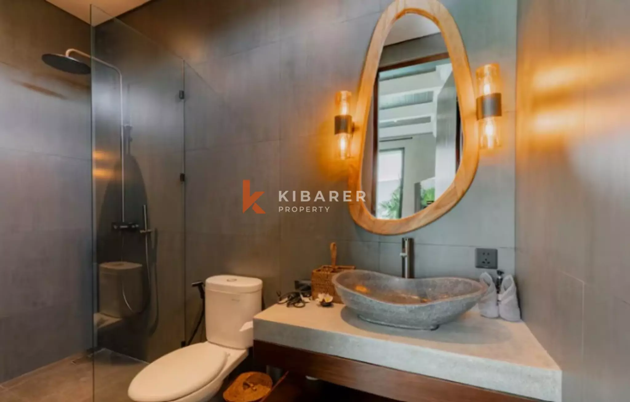 Stunning Modern Three Bedroom Villa with Sculptural Interiors in Umalas