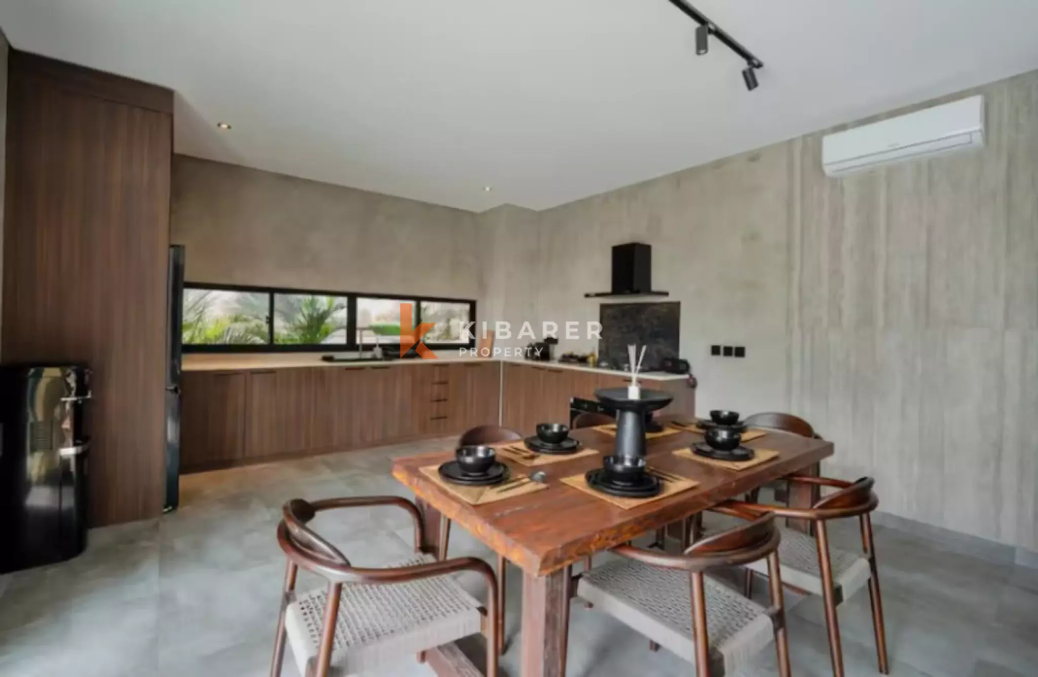 Villa design de trois chambres avec intérieurs modernes et spectaculaires à Umalas
