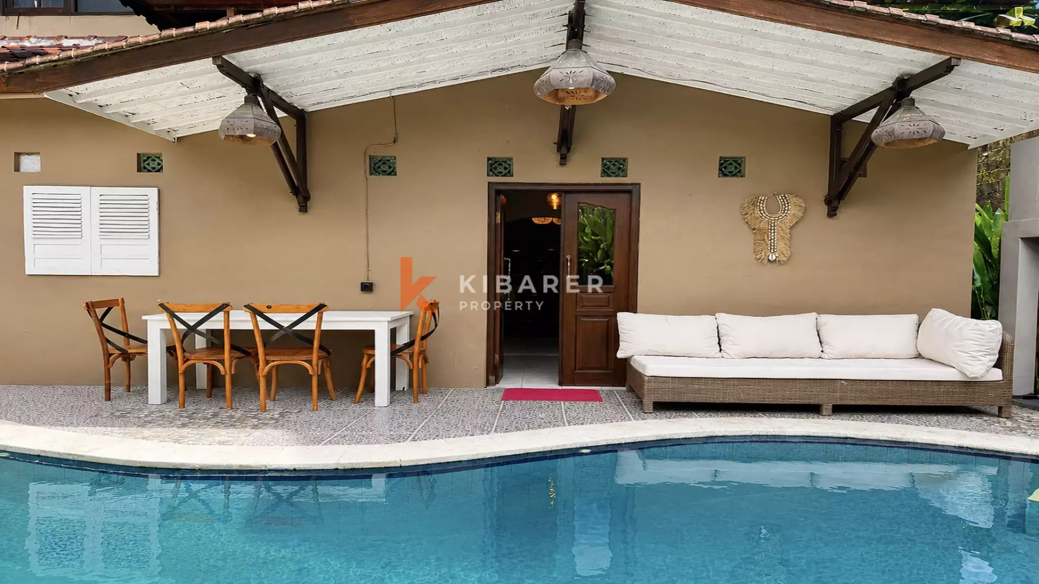 BELLE VILLA DE VIE FERMÉE SUPER COSY DE DEUX CHAMBRES À BUMBAK