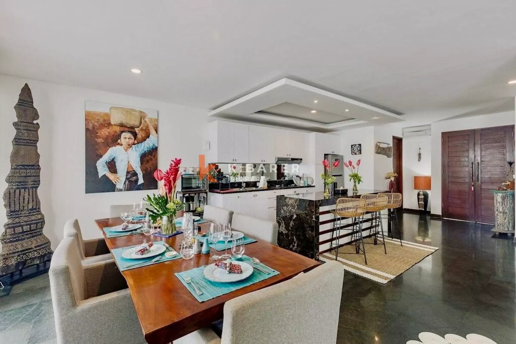 Complexe de villas exclusives de trois chambres près de la côte de Cemagi