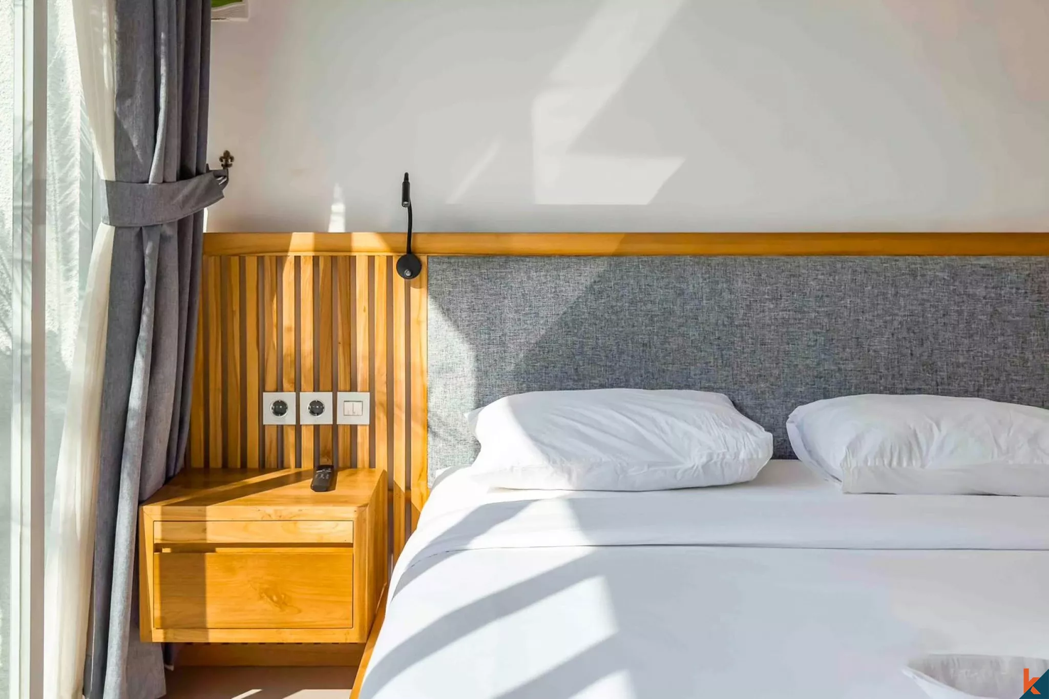 Vila Modern Dua Kamar Tidur dengan Status Hak Sewa di Seminyak