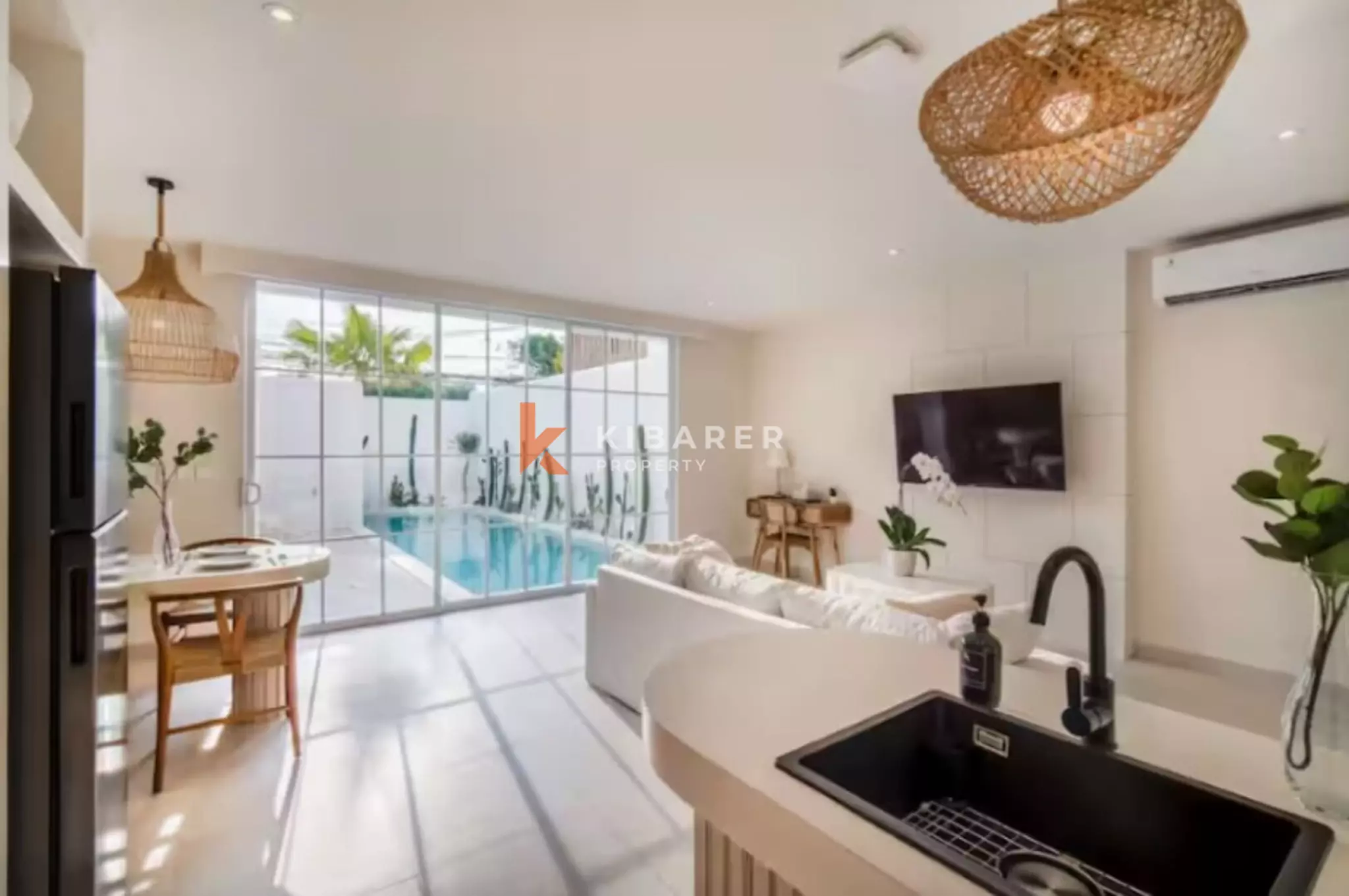 Chic Spanish Colonial Two Bedroom Villa in Trendy Canggu