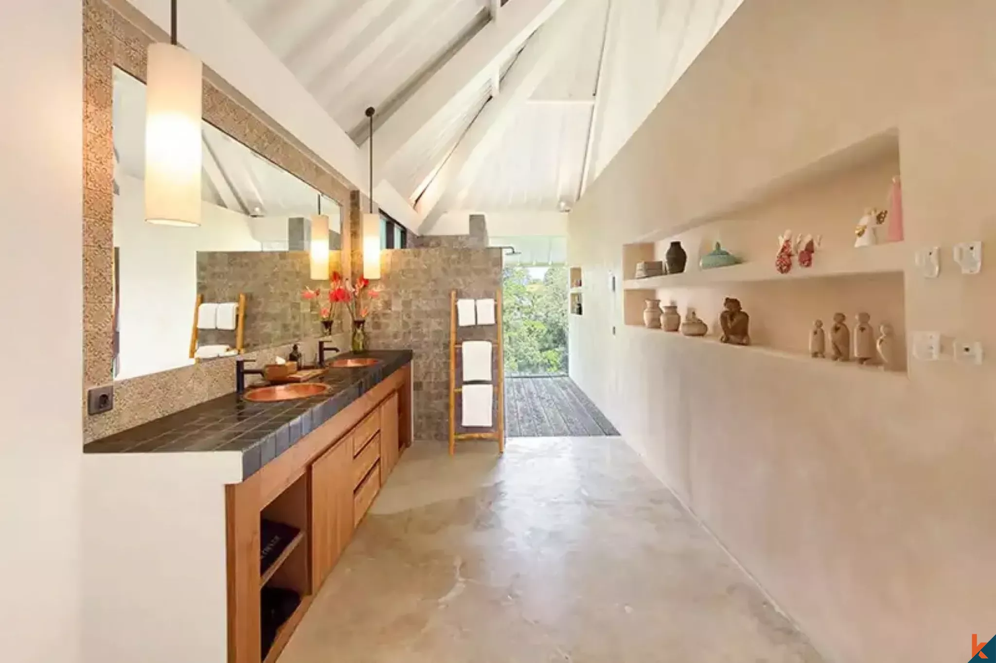 Rare Eight-Bedroom Retreat Estate with Jungle Sunset Views for Lease in Ubud