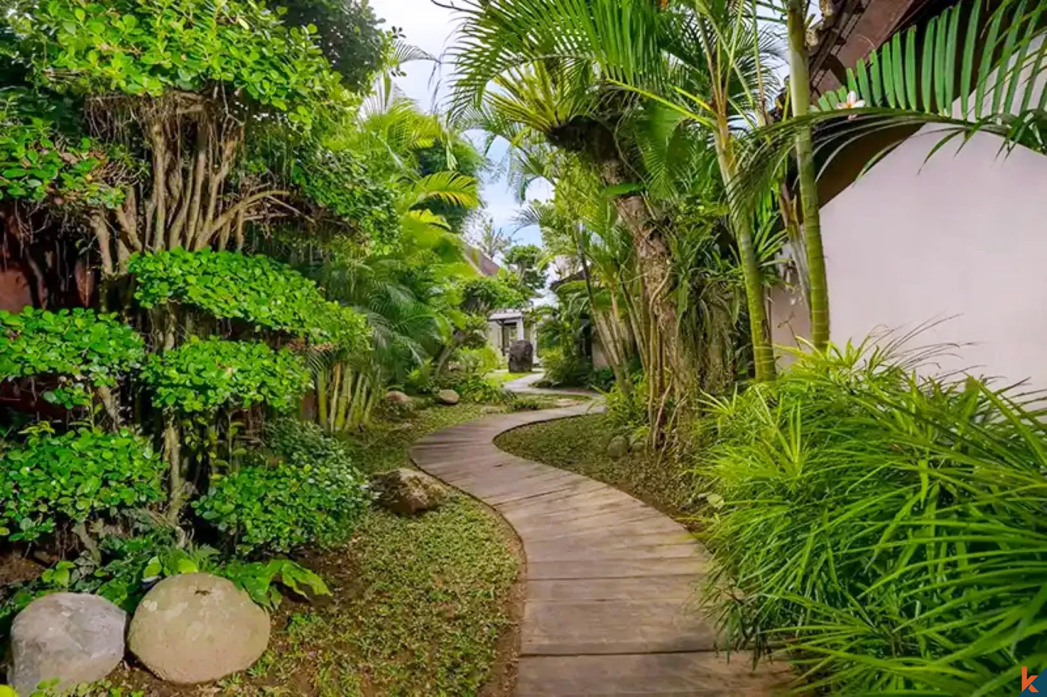 Rare Eight-Bedroom Retreat Estate with Jungle Sunset Views for Lease in Ubud