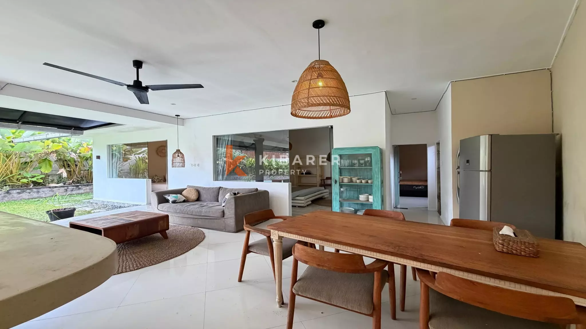 Villa de deux chambres avec fenêtre sur les rizières, plus chambre de service et salon ouvert, située dans le quartier d'Umalas