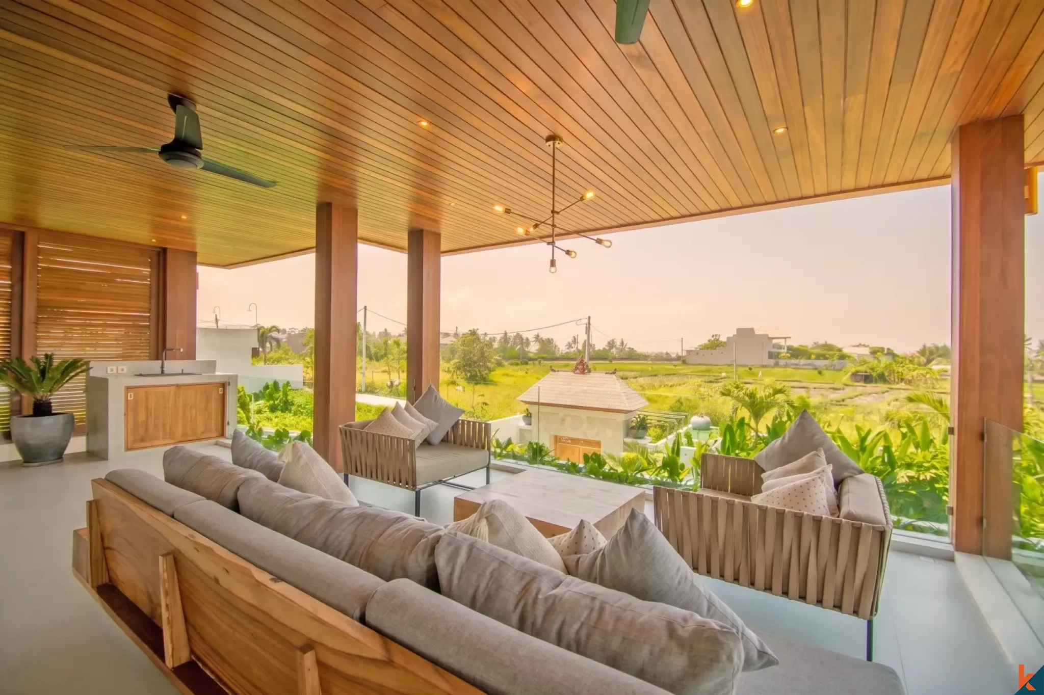 Brand new four bedroom villa with ocean views