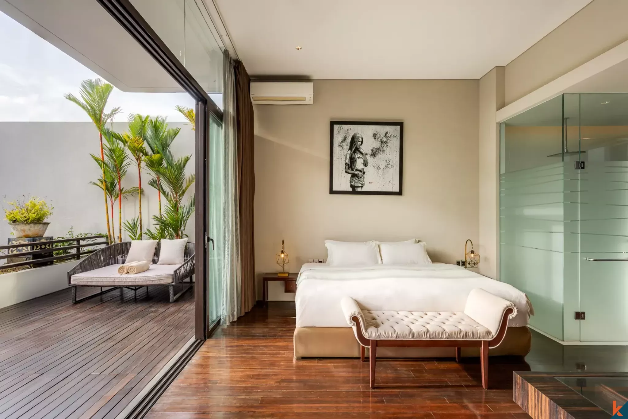 Luxurious Three Bedrooms Villa with Ocean Views for Sale in Pecatu