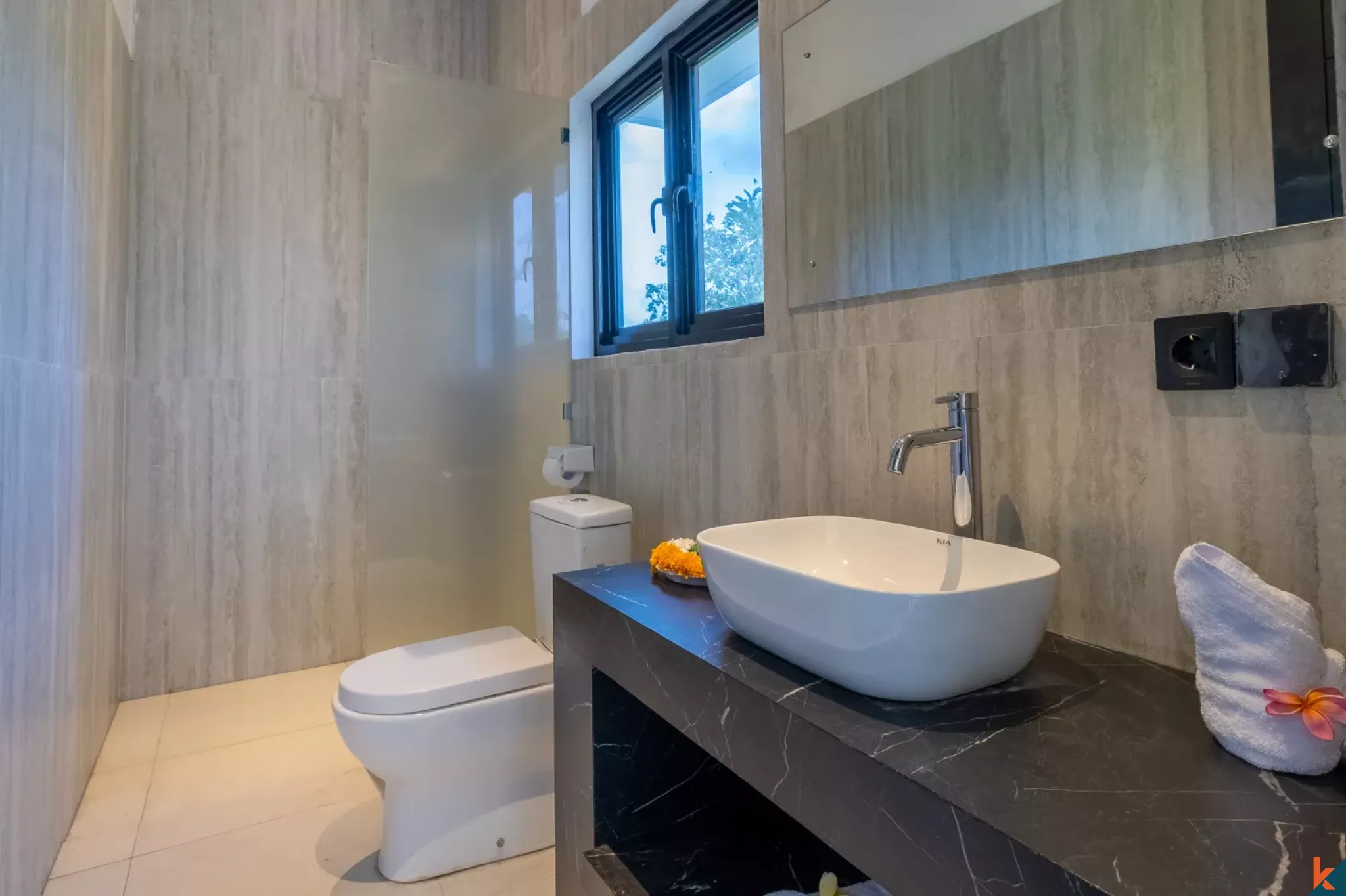 Brand New Three Bedroom Freehold Property with Beautiful Rice Field Views in Tumbak Bayuh