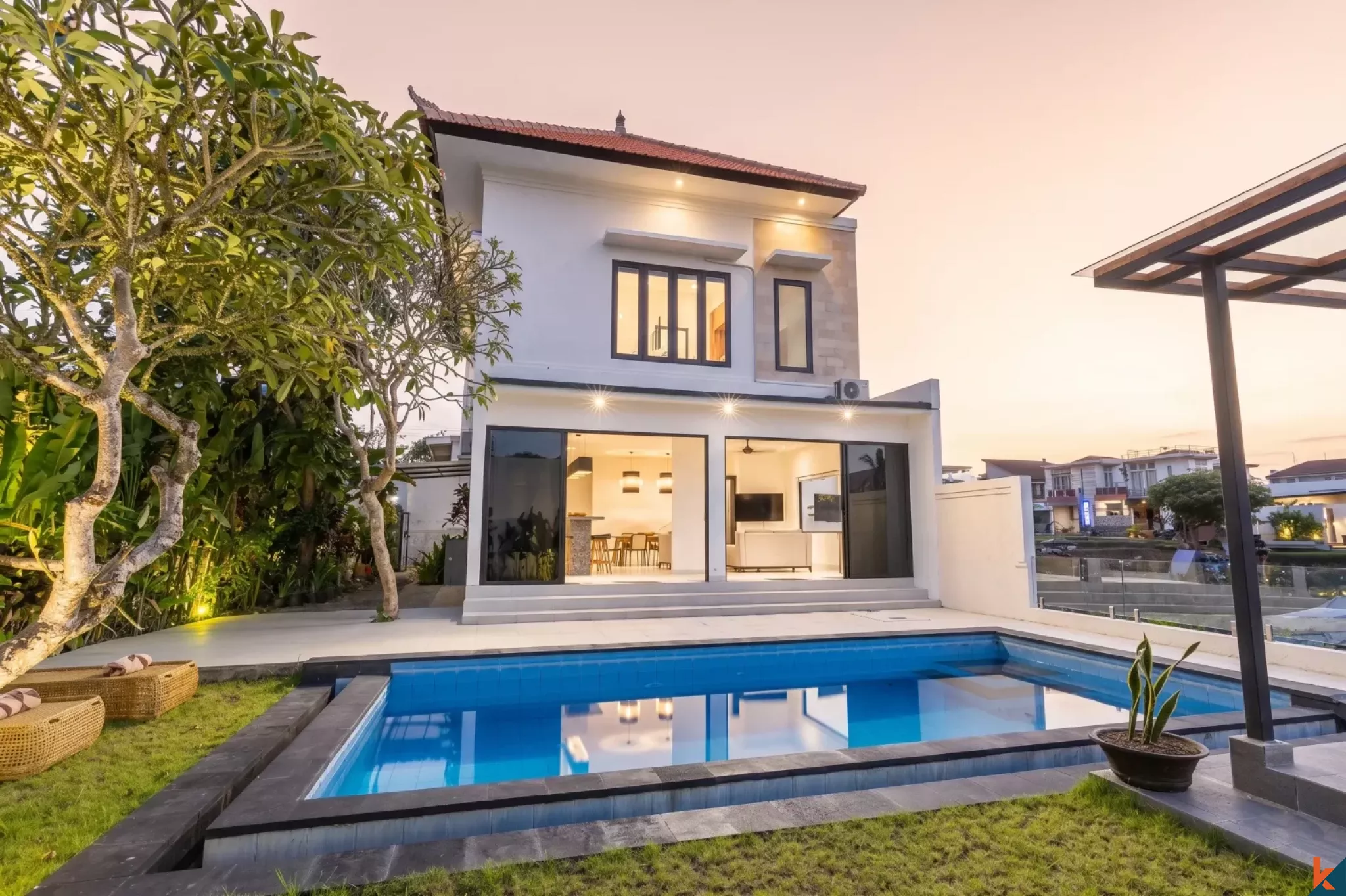 Brand New Three Bedroom Leasehold Property with Beautiful Rice Field Views in Tumbak Bayuh
