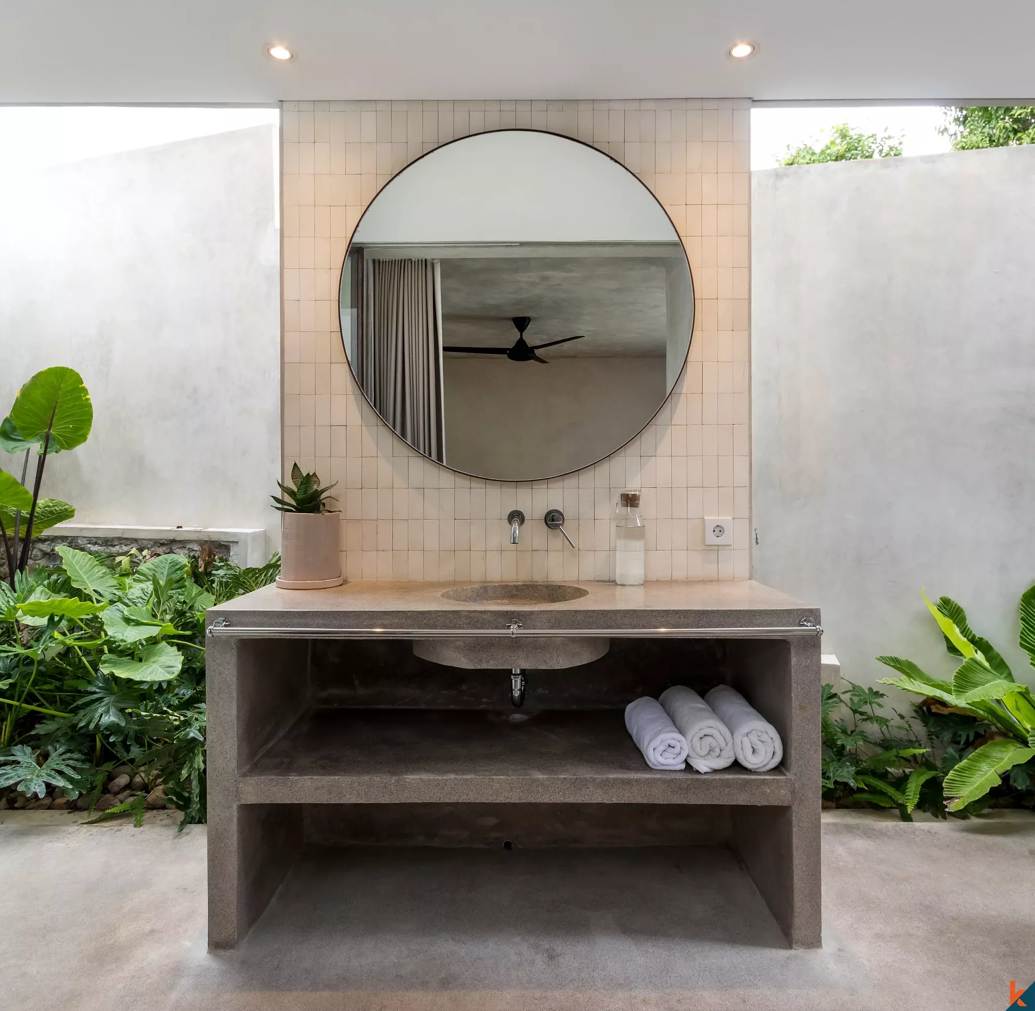 Serene Luxe Retreat Villa design de 4 chambres à Pererenan