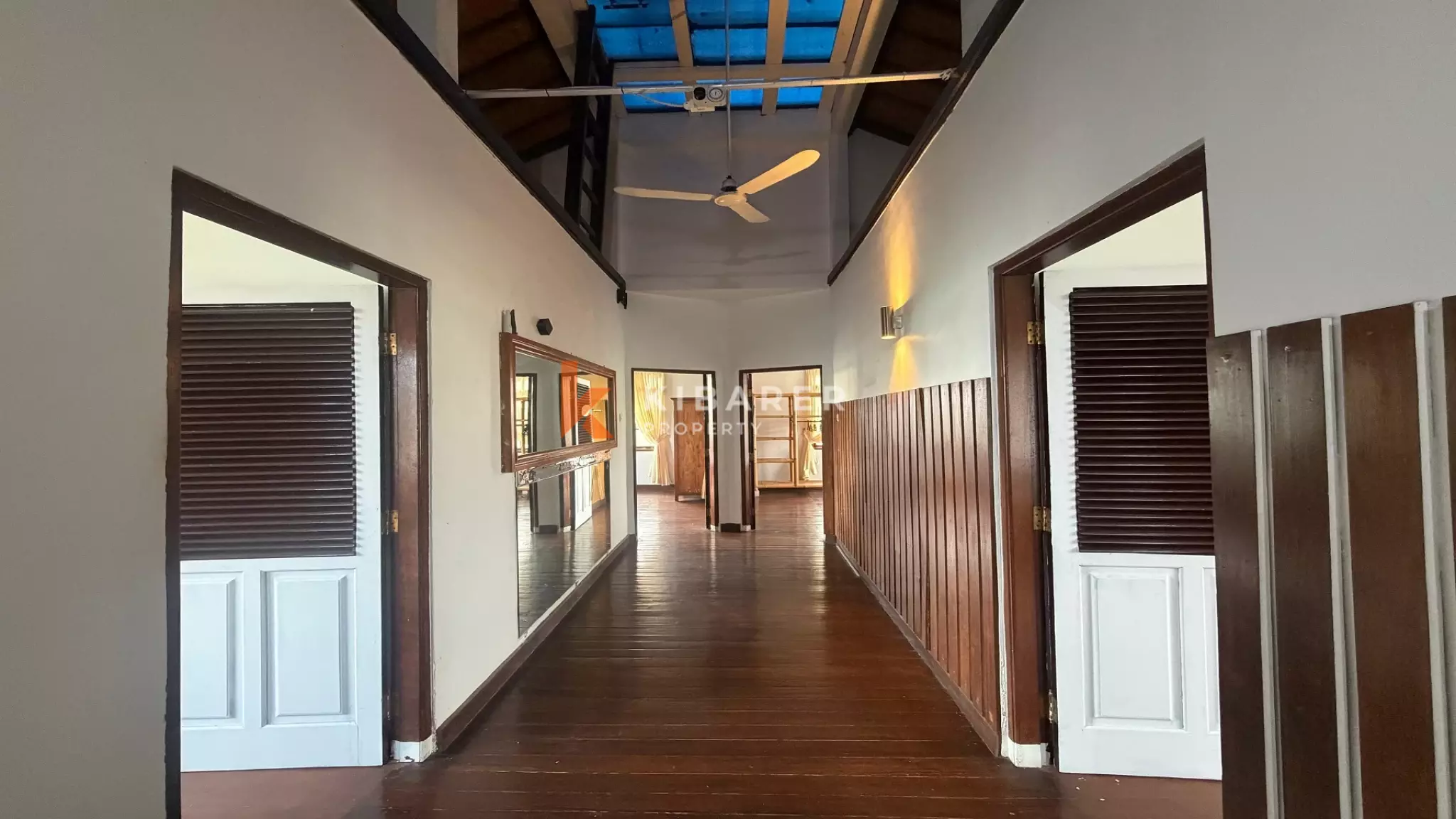 Villa confortable de trois chambres et bureau avec grand jardin à Umalas