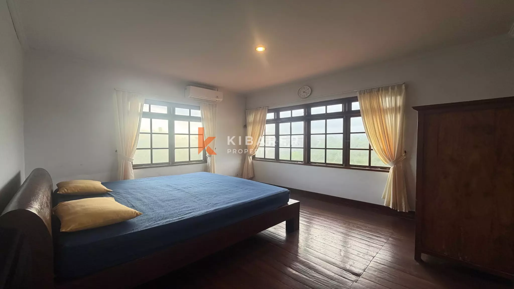 Villa confortable de trois chambres et bureau avec grand jardin à Umalas
